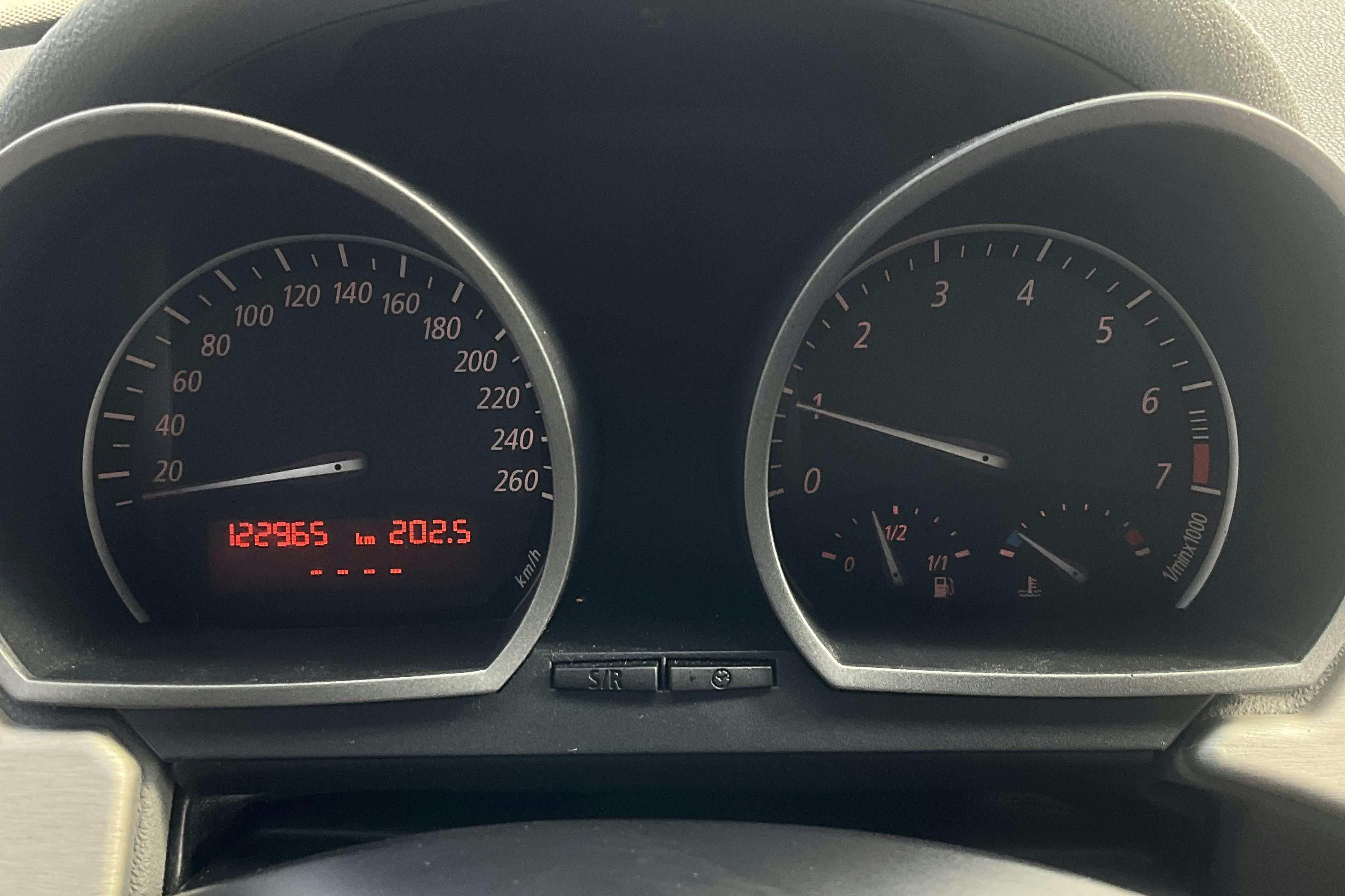 BMW Z4 3.0i Roadster (231hk) - 122 970 km - Manual - black - 2004