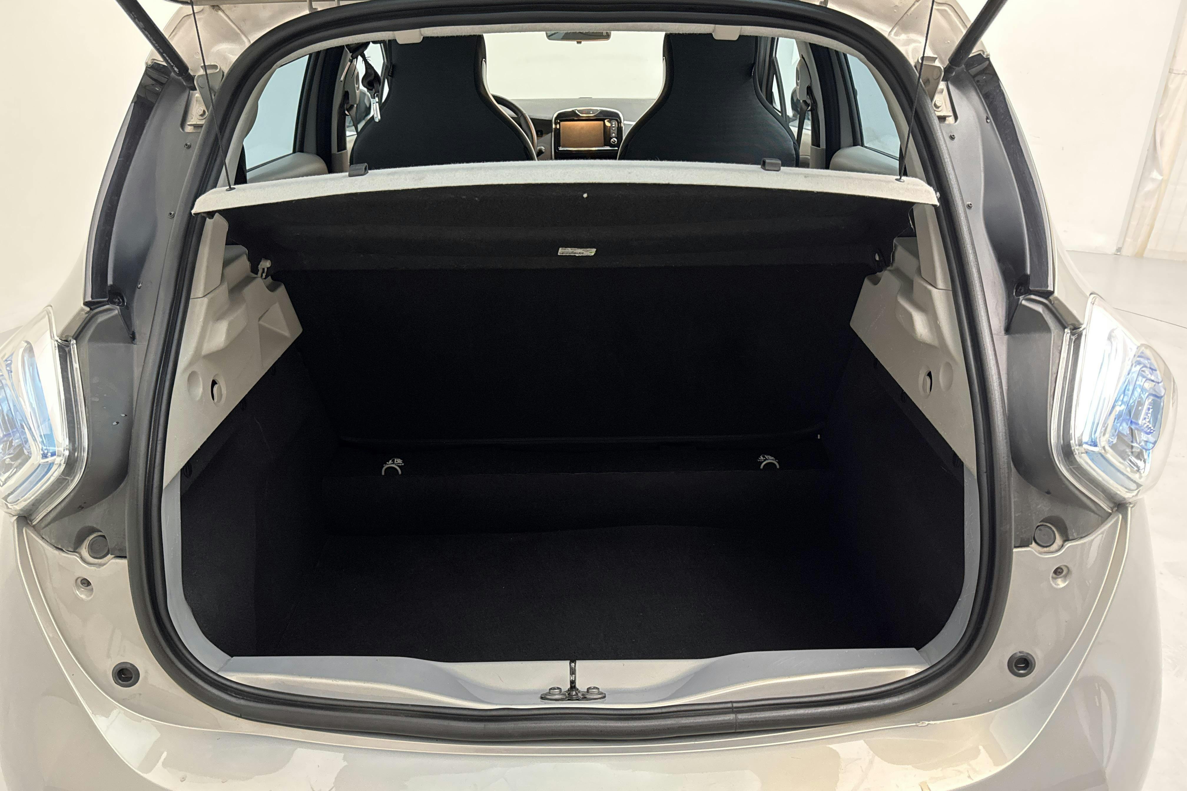 Renault Zoe 22 kWh R88 (88hk) - 8 375 mil - Automat - grå - 2016