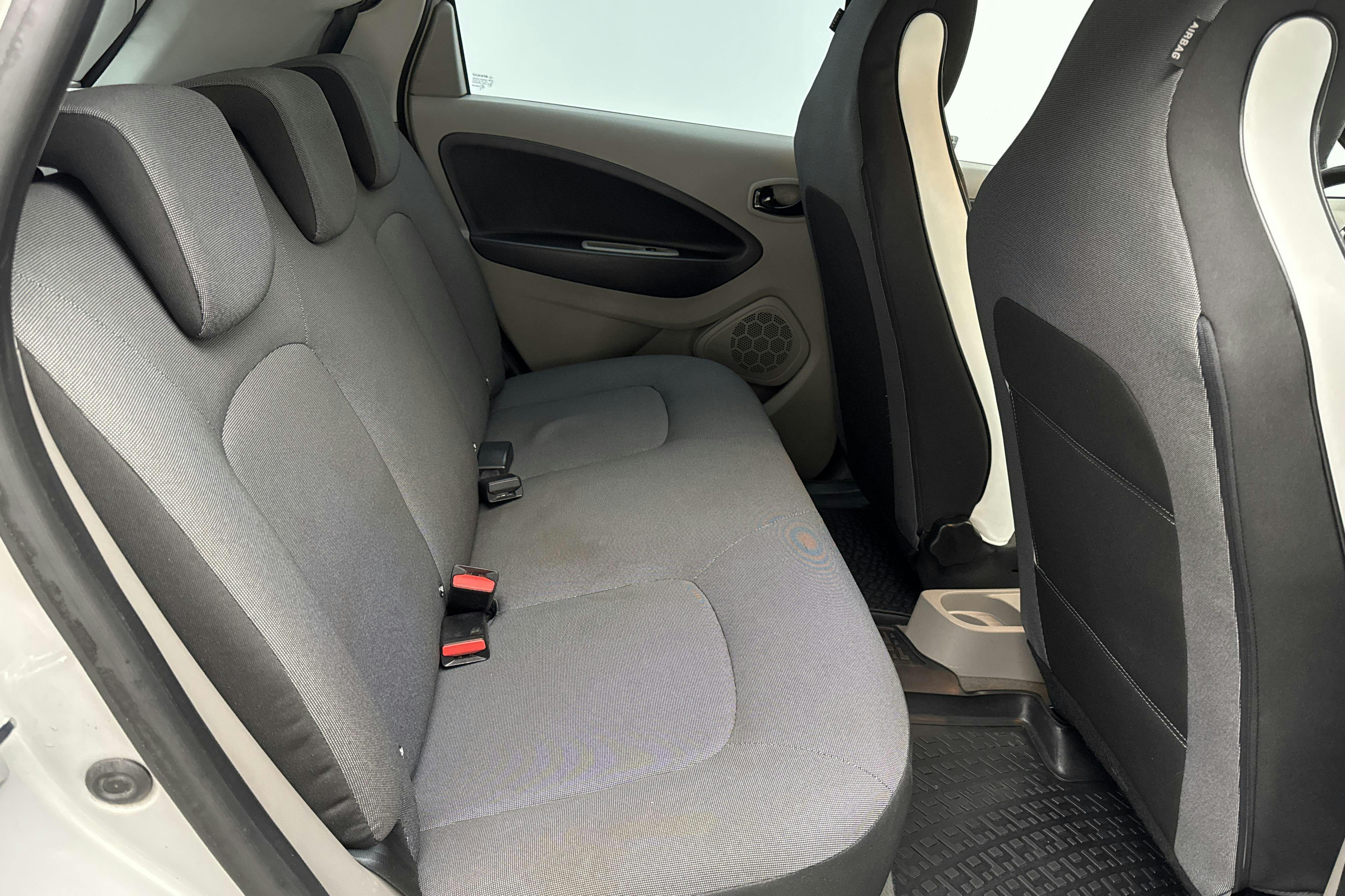 Renault Zoe 22 kWh R88 (88hk) - 8 375 mil - Automat - grå - 2016