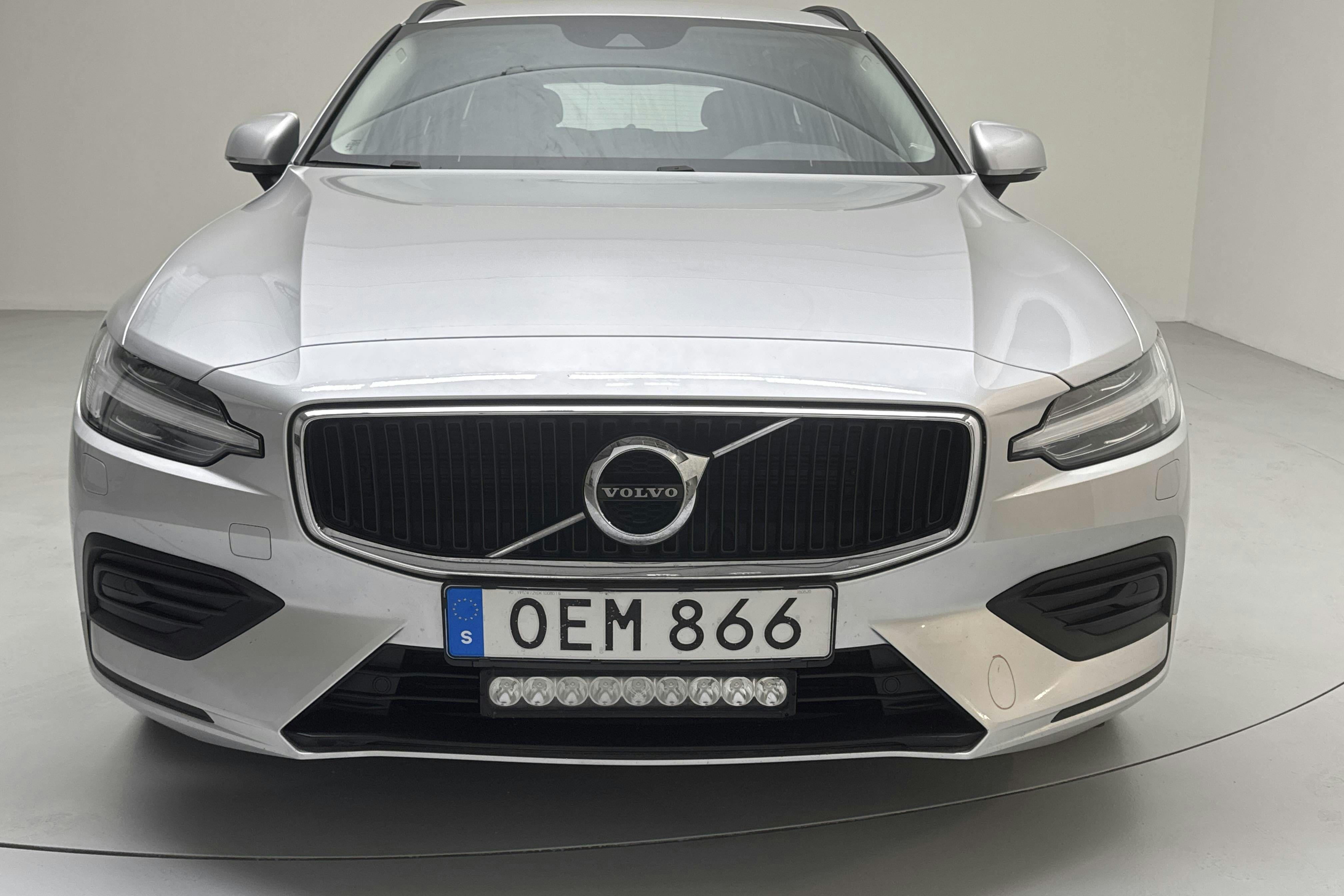 Volvo V60 D3 (150hk) - 170 290 km - Automatic - silver - 2019