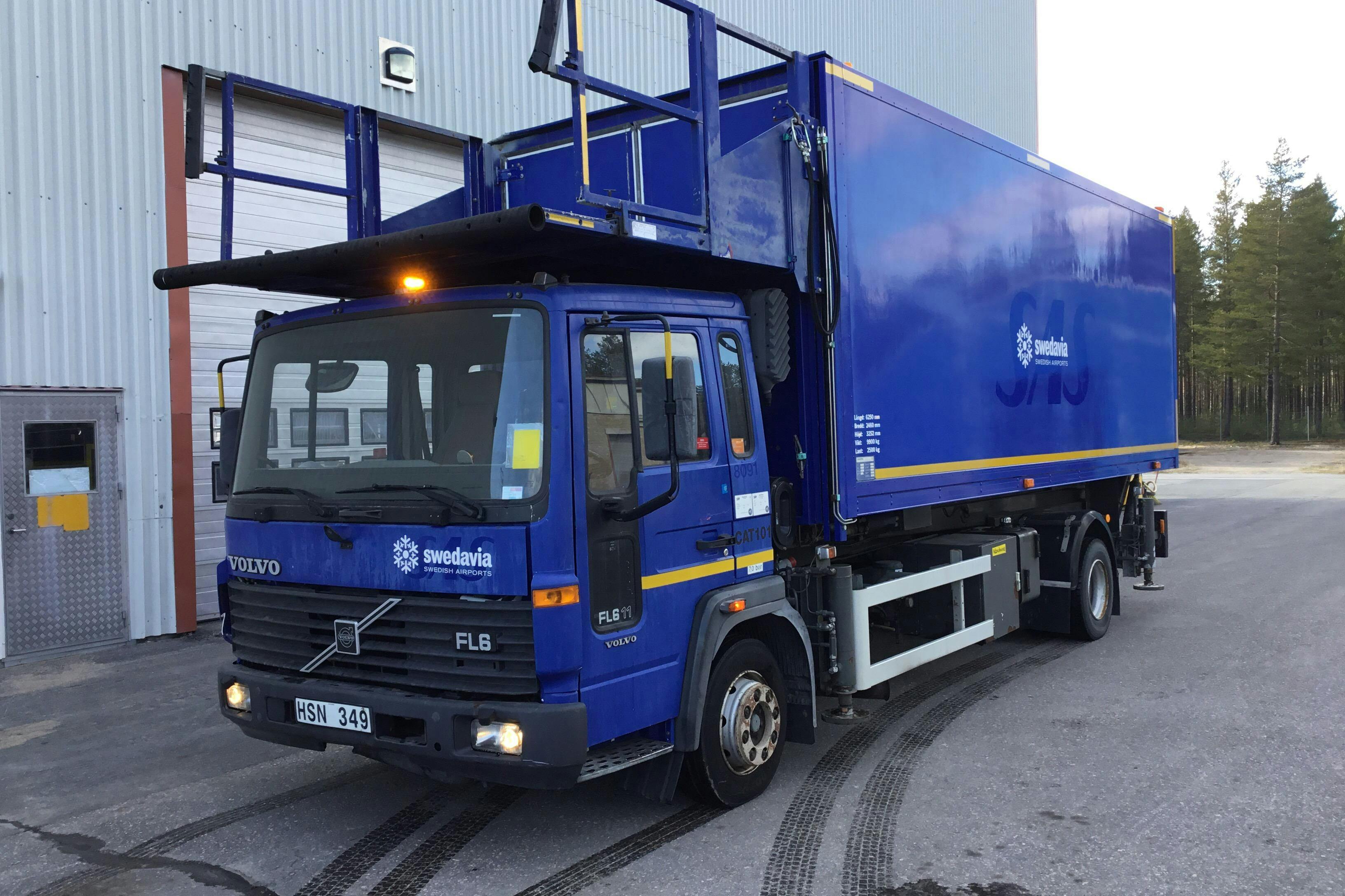 Volvo FL611JMNLAST4 - 21 028 km - Automat - 1999