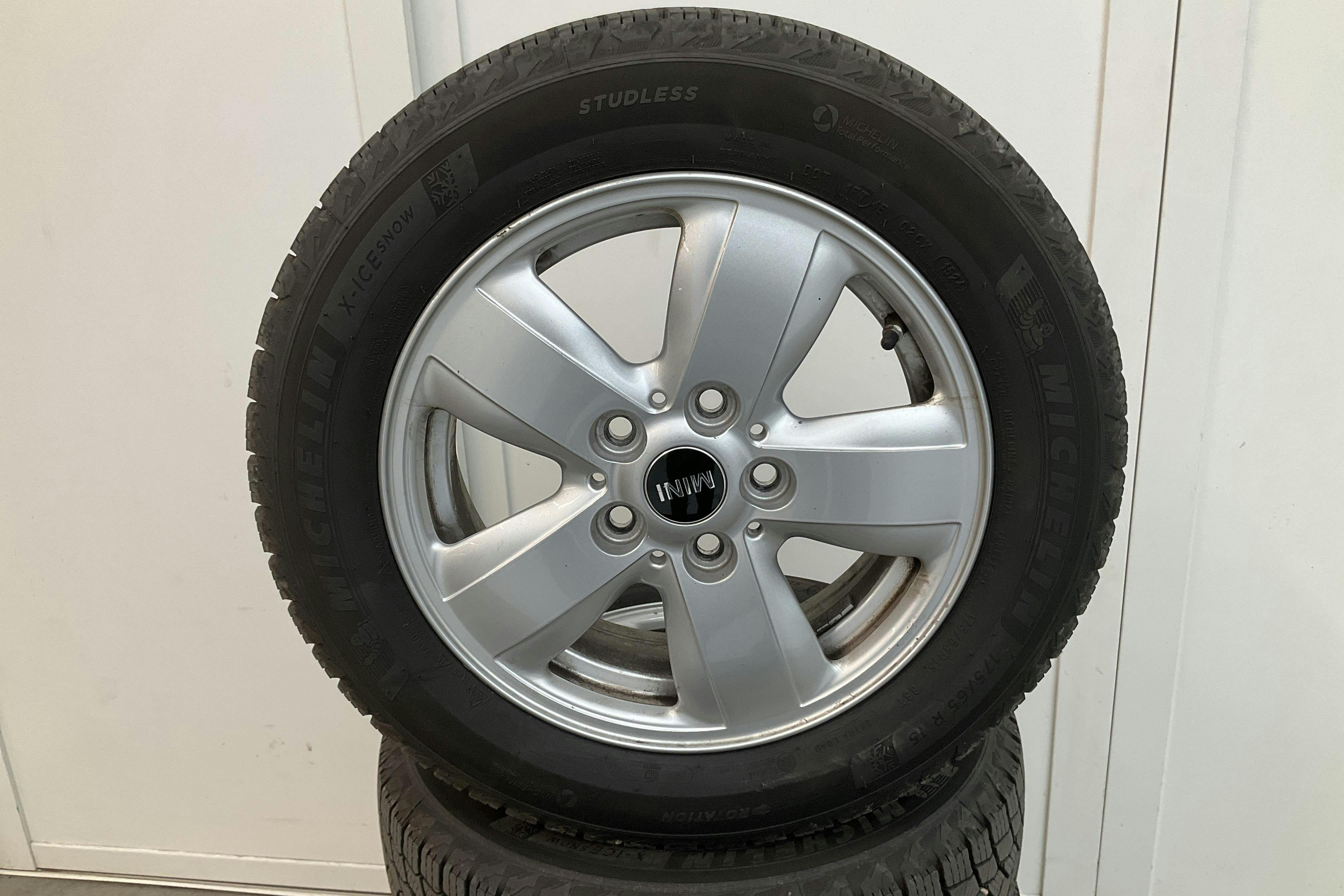 MINI Cooper 3dr (136hk) - 10 413 mil - Manuell - grön - 2017