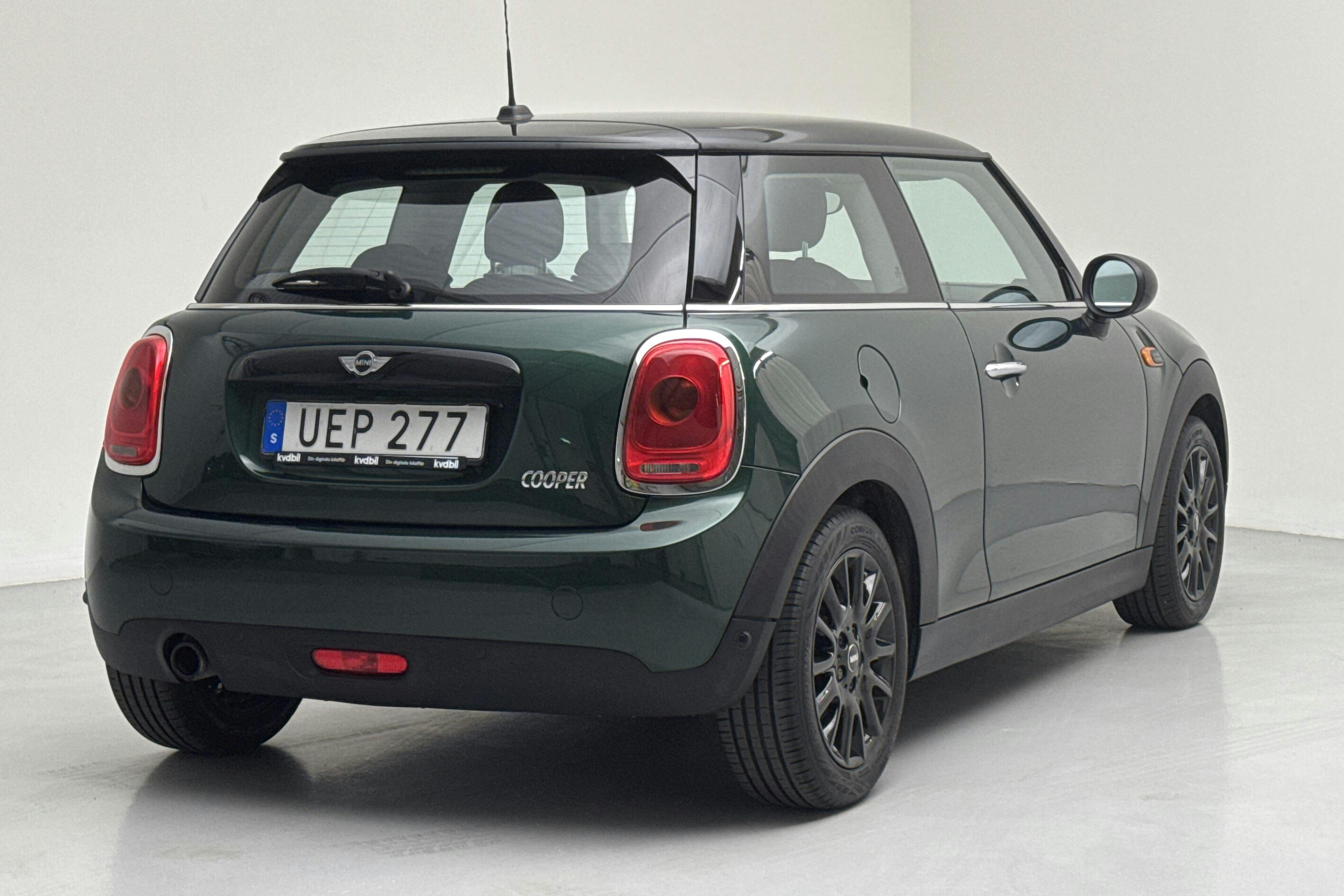 MINI Cooper 3dr (136hk) - 10 413 mil - Manuell - grön - 2017