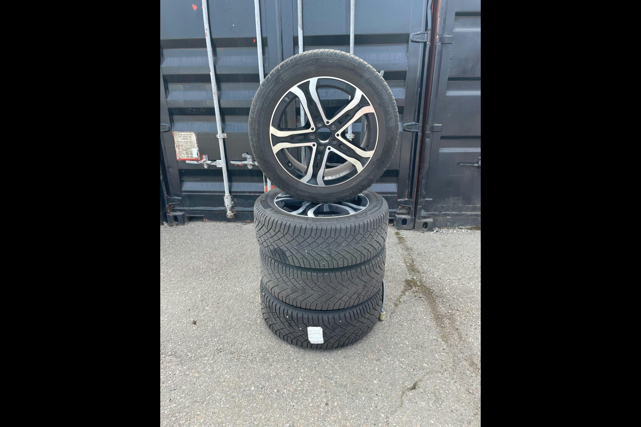 Mercedes EQA 250 H243 (190hk) - 5 889 mil - Automat - svart - 2021