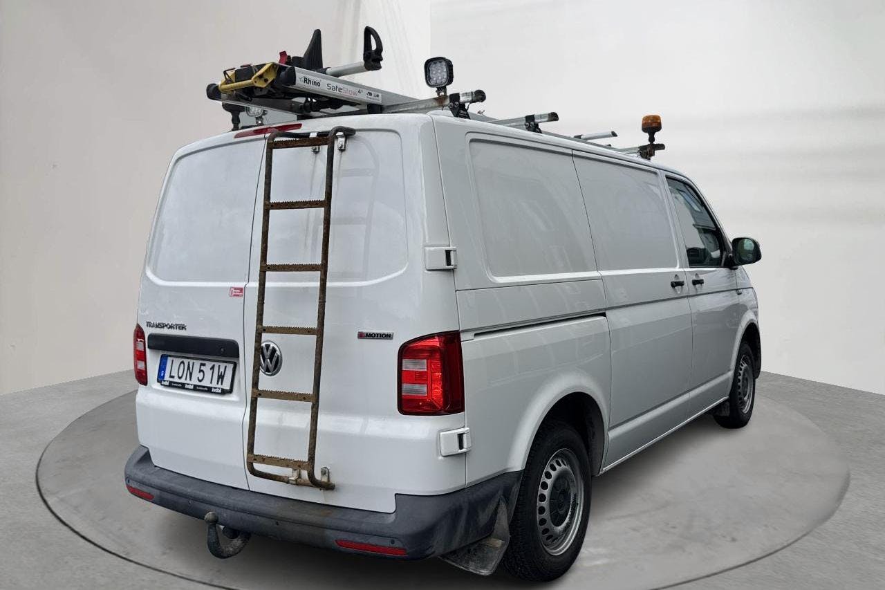 VW Transporter T6 2.0 TDI BMT Skåp 4MOTION (150hk) - 13 951 mil - Manuell - vit - 2019