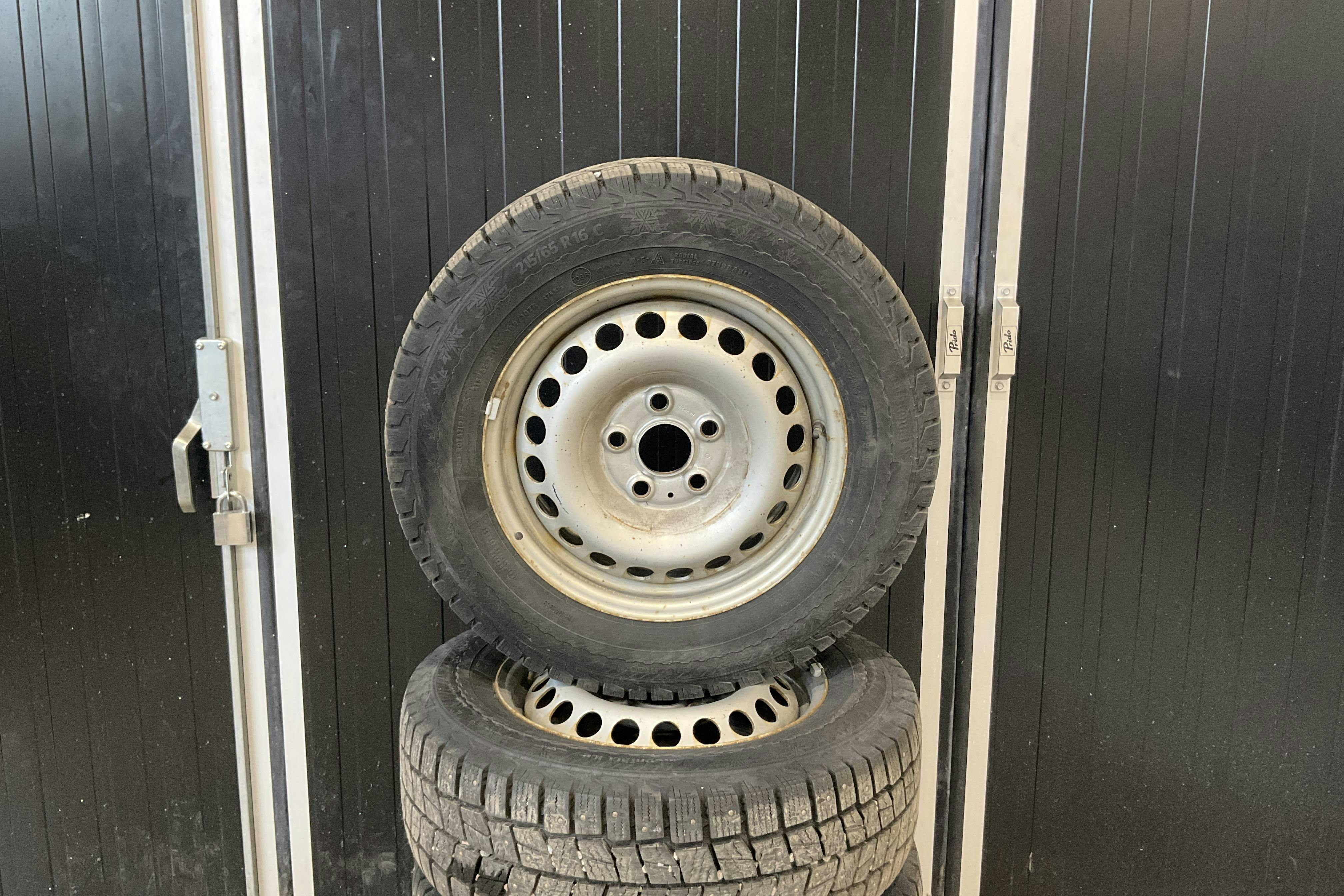 VW Transporter T6 2.0 TDI BMT Skåp 4MOTION (150hk) - 23 574 mil - Manuell - vit - 2018
