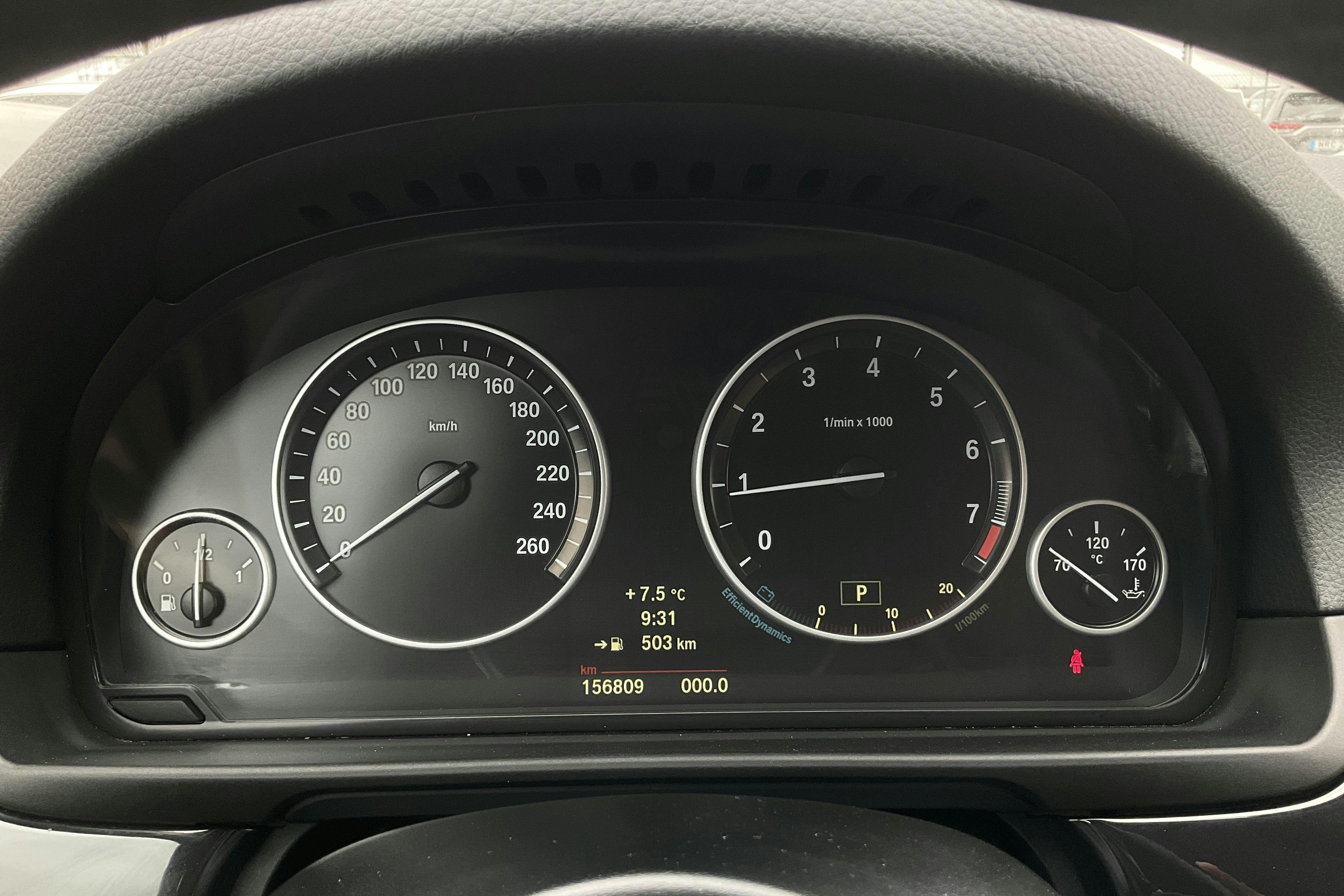 BMW 528i Sedan, F10 (245hk) - 156 810 km - Automaatne - hõbe - 2014
