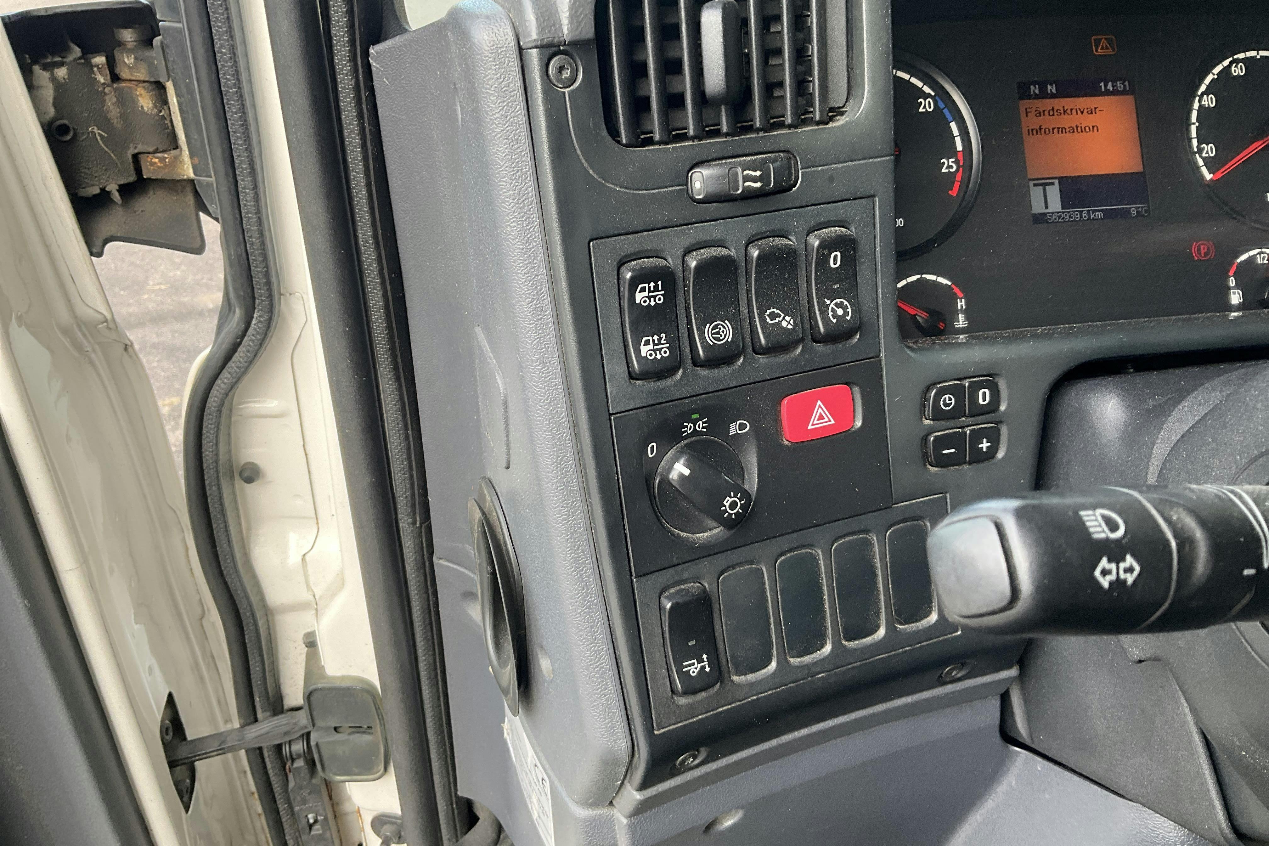 SCANIA P320 - 562 939 km - Automaattinen - 2012
