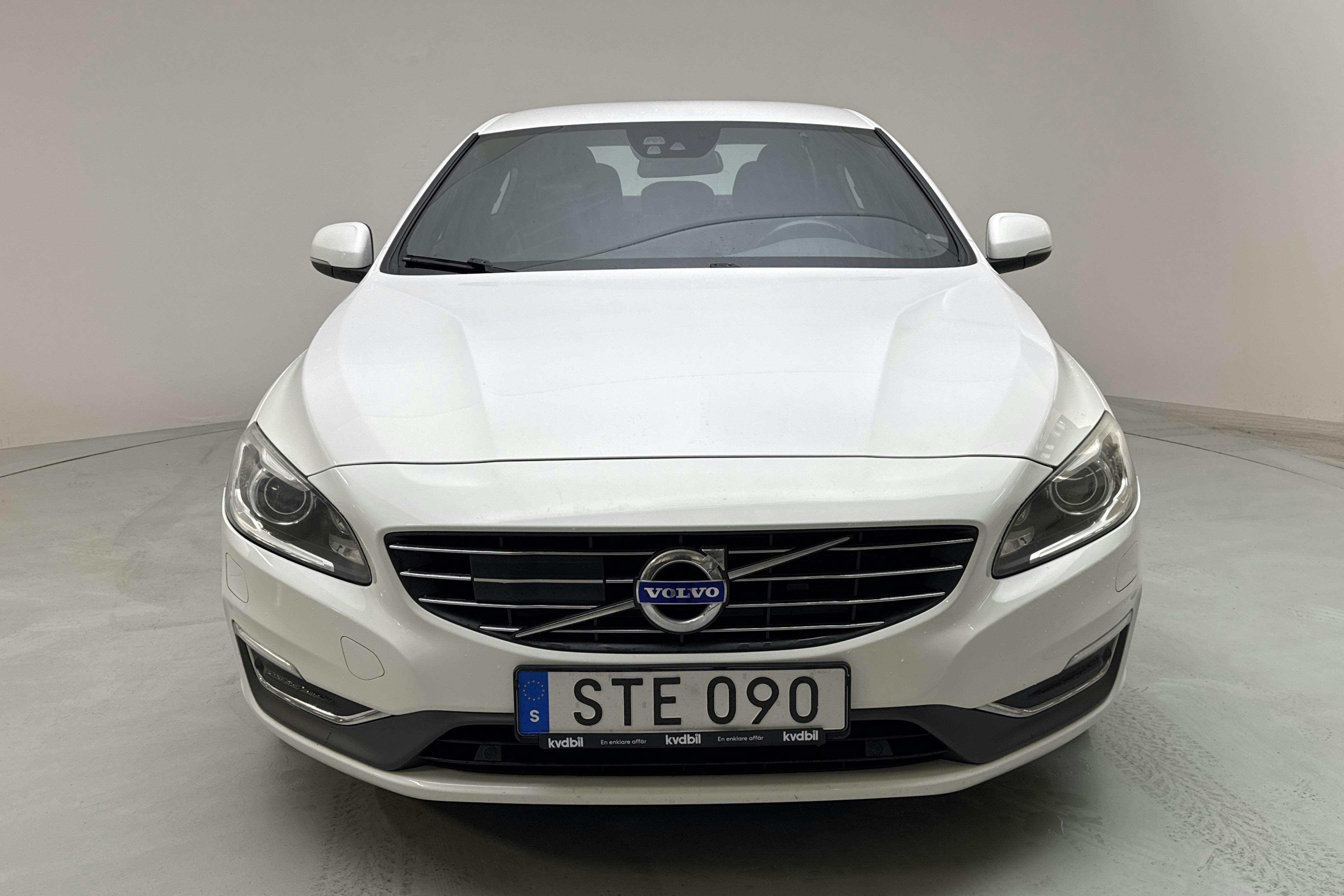 Volvo S60 D4 (181hk) - 213 860 km - Automatic - white - 2014