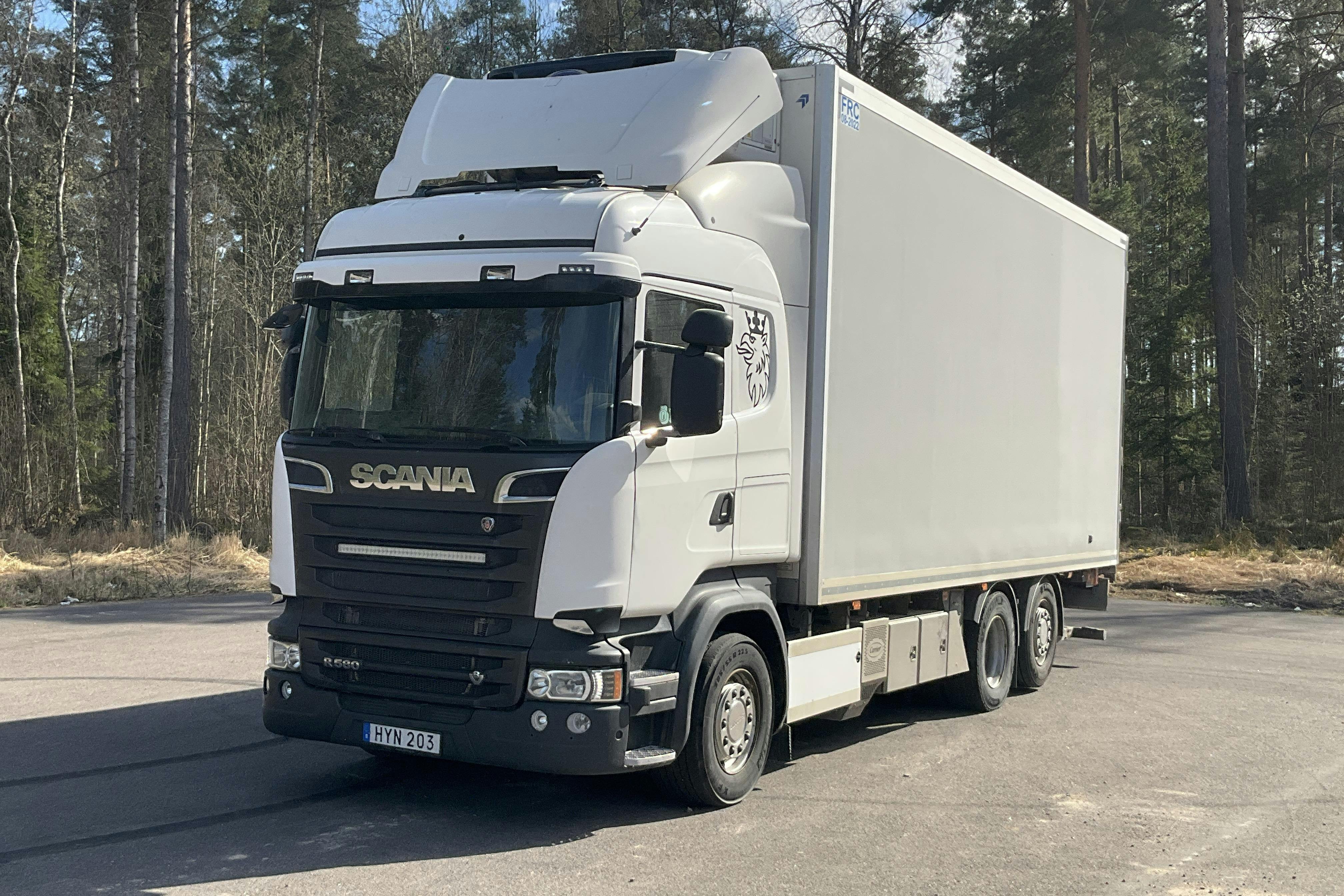 SCANIA R580 - 929 193 km - Automat - vit - 2016