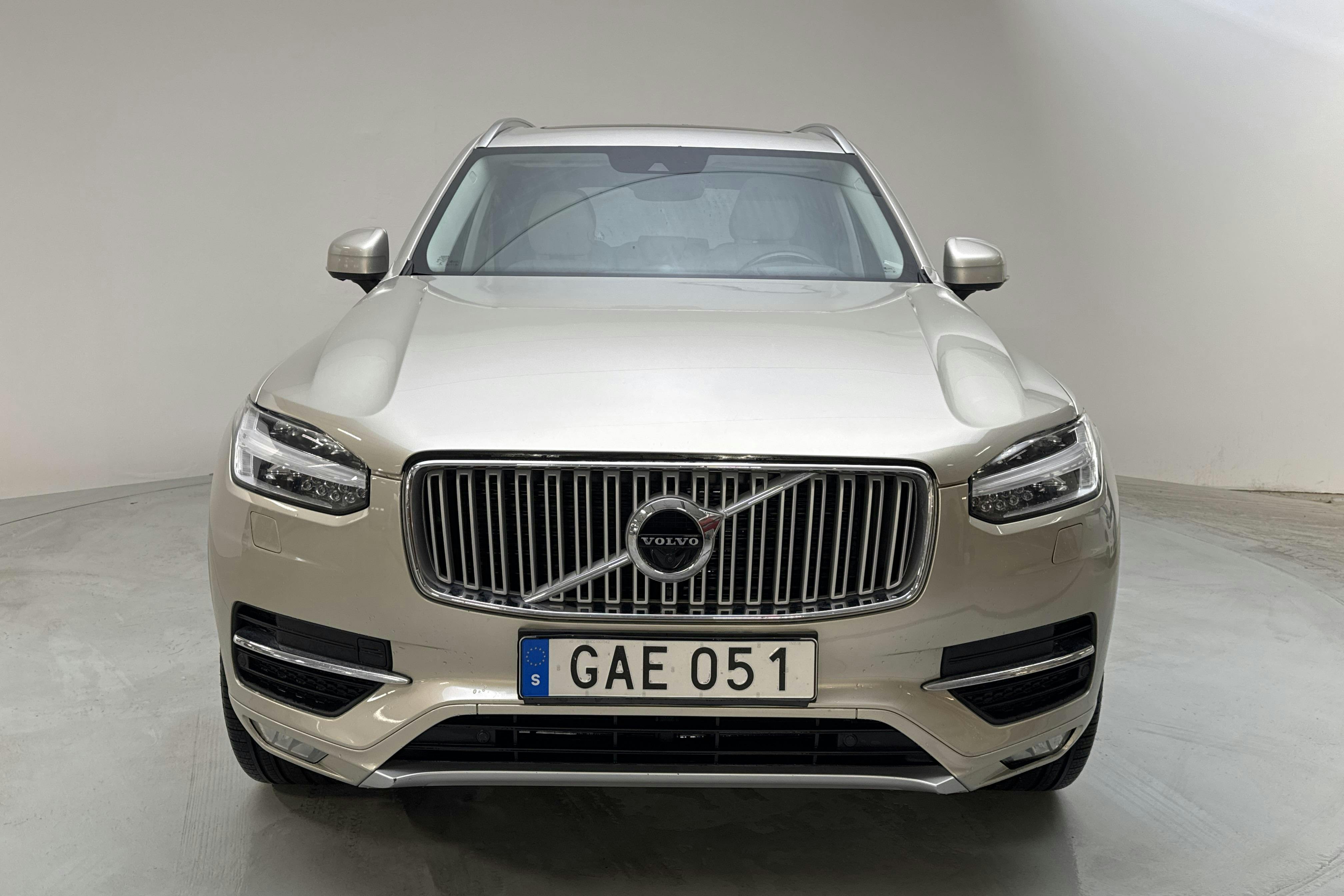 Volvo XC90 D5 AWD (225hk) - 203 740 km - Automaatne - Light Yellow - 2016