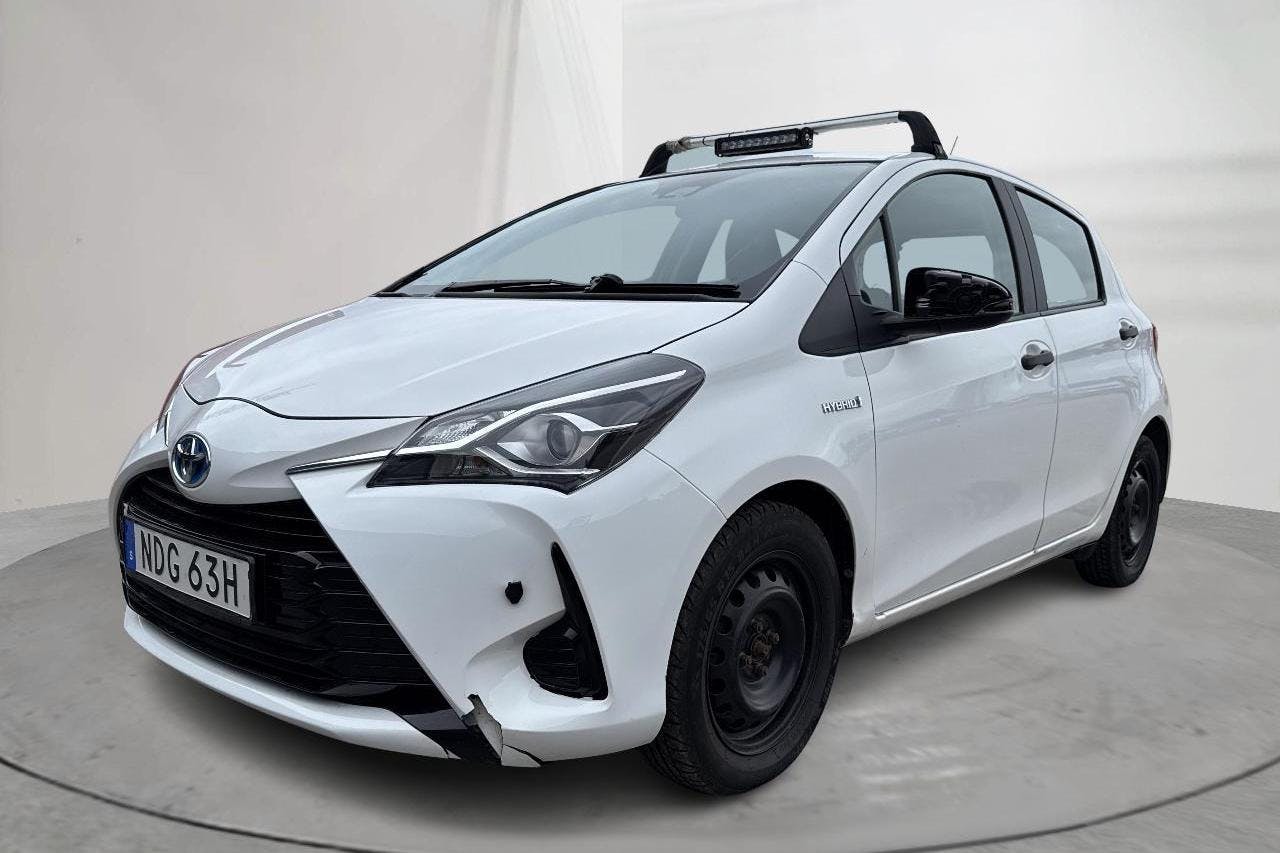 Toyota Yaris 1.5 Hybrid 5dr (101hk) - 18 241 mil - Automat - vit - 2019