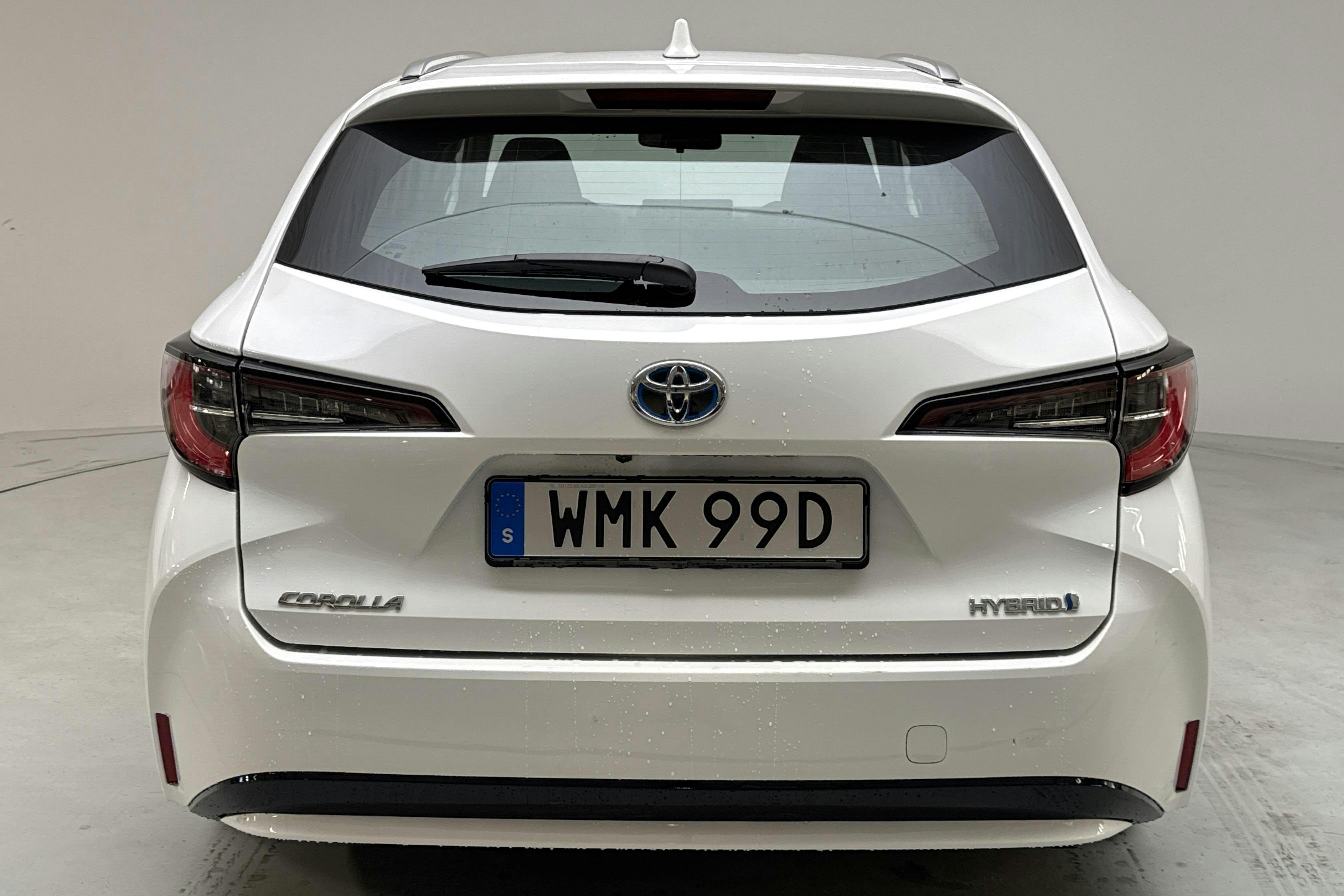 Toyota Corolla 1.8 Hybrid Touring Sports (122hk) - 34 230 km - Automaatne - valge - 2022
