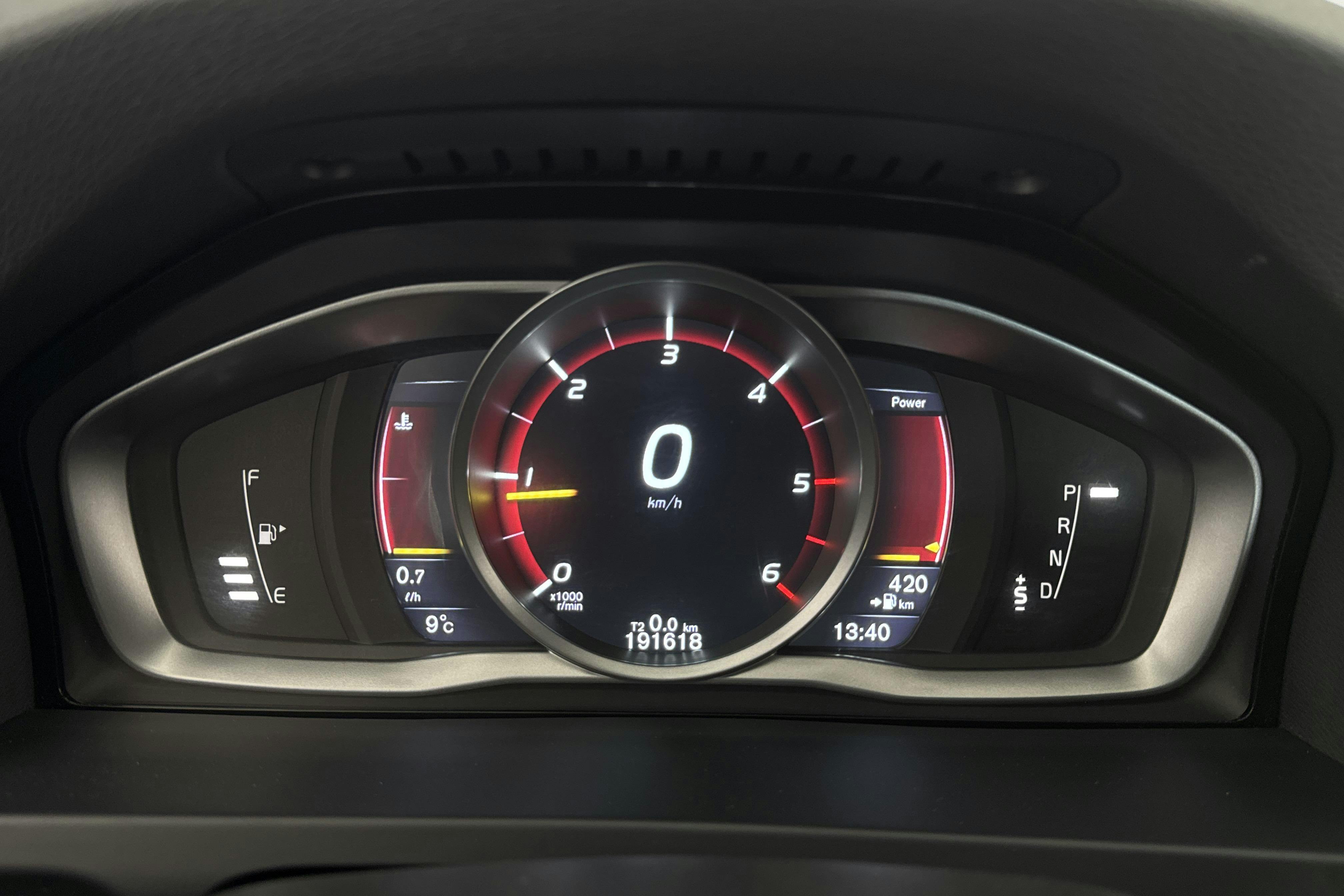 Volvo V60 D4 (190hk) - 191 620 km - Automatyczna - Dark Blue - 2016