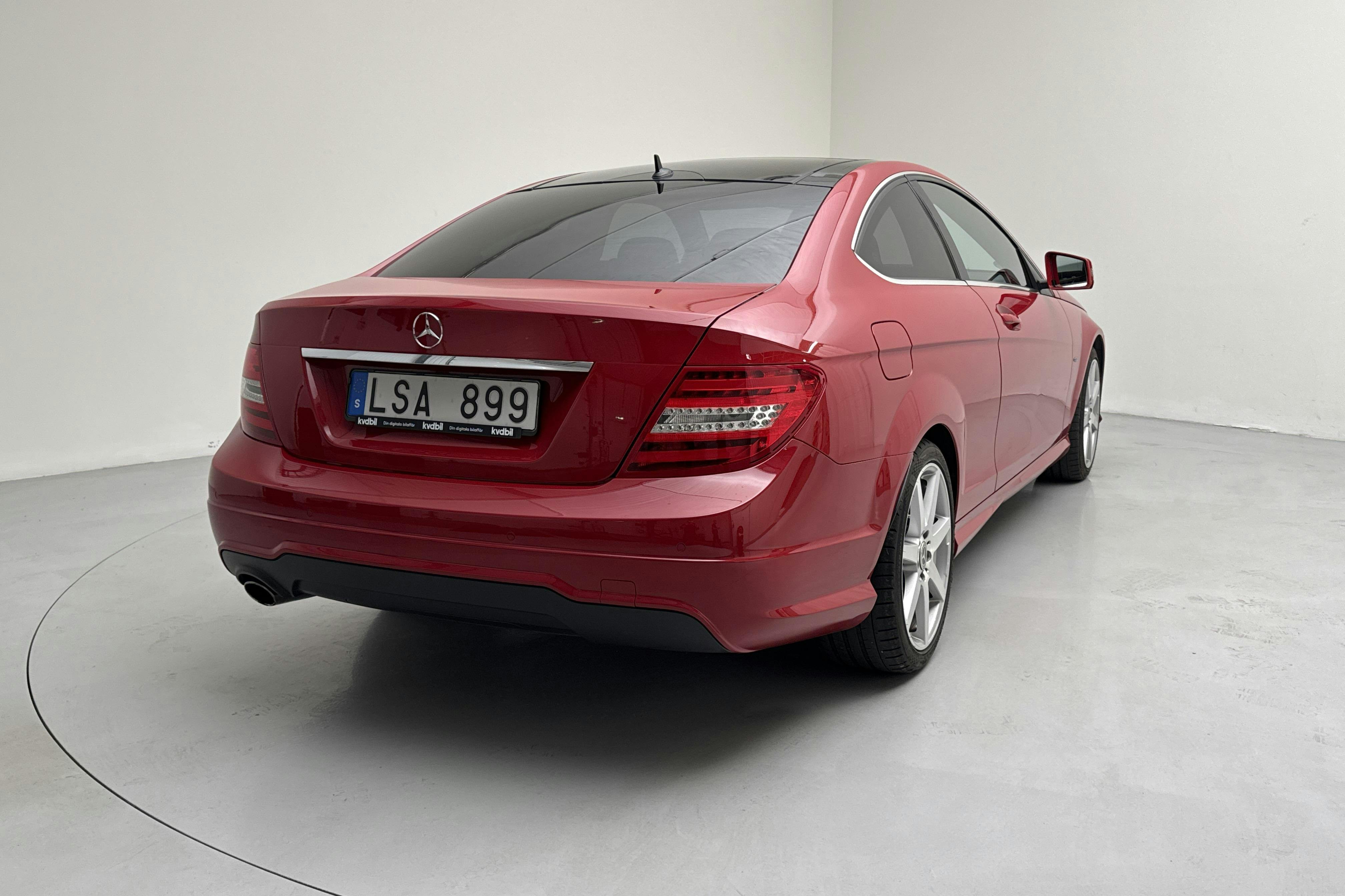 Mercedes C 250 C204 (204hk) - 7 653 mil - Automat - Light Red - 2011