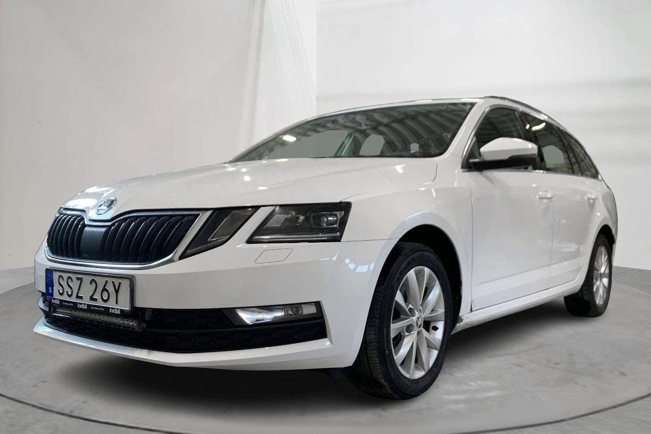 Skoda Octavia III 2.0 TDI Combi 4x4 (150hk) - 30 828 mil - Automat - vit - 2019