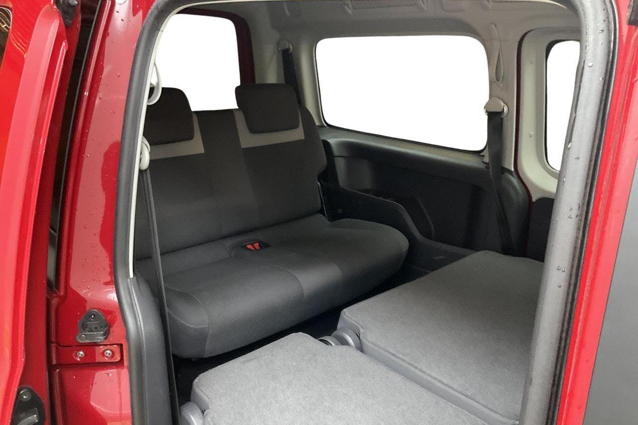 VW Caddy Life 1.2 TSI (105hk) - 116 320 km - Käsitsi - punane - 2014