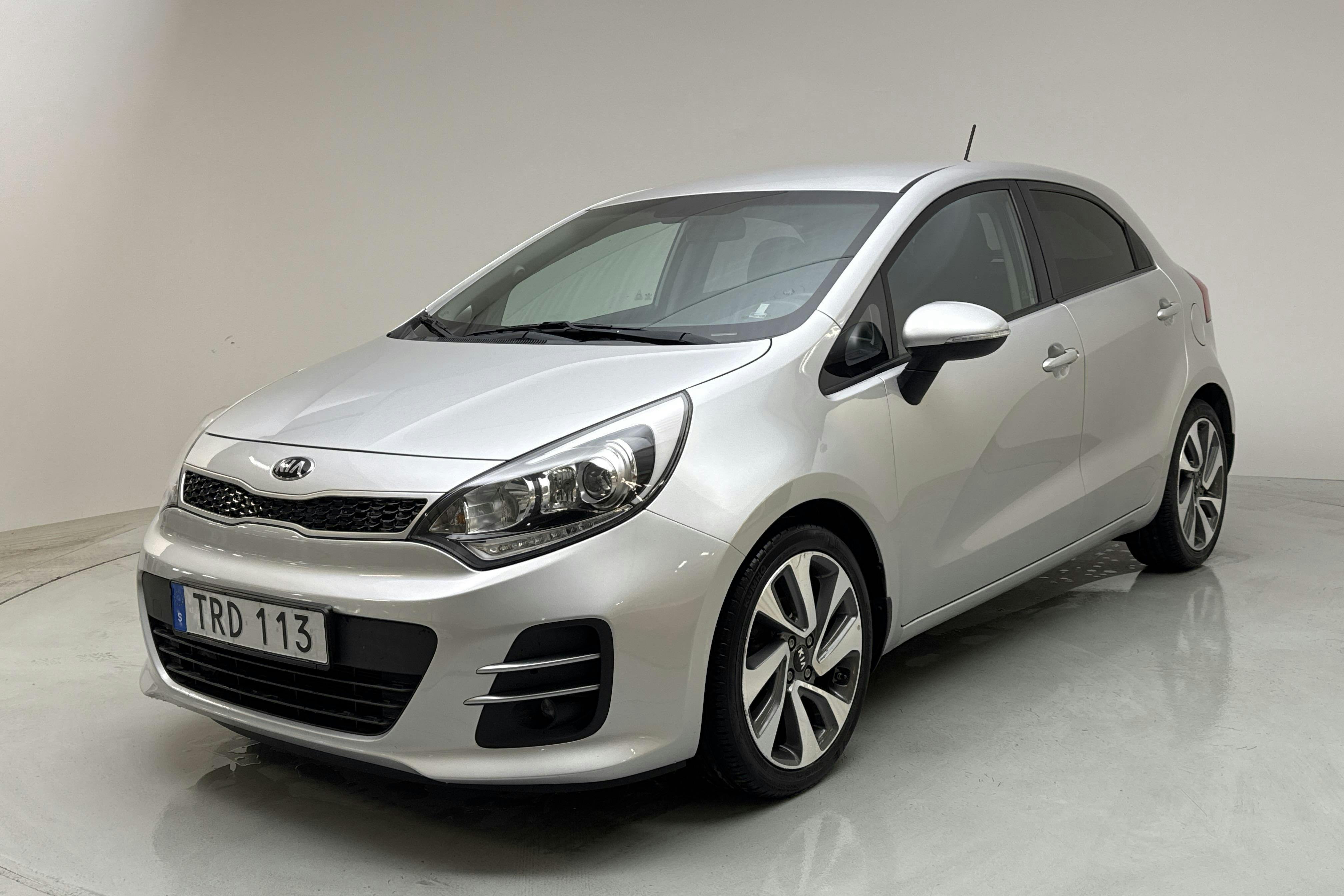 KIA Rio 1.2 (85hk) - 98 890 km - Manual - gray - 2016