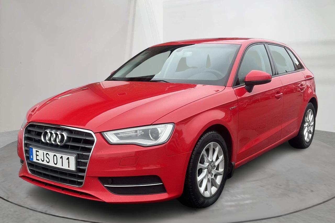 Audi A3 1.4 TFSI g-tron Sportback (110hk) - 22 389 mil - Manuell - röd - 2016