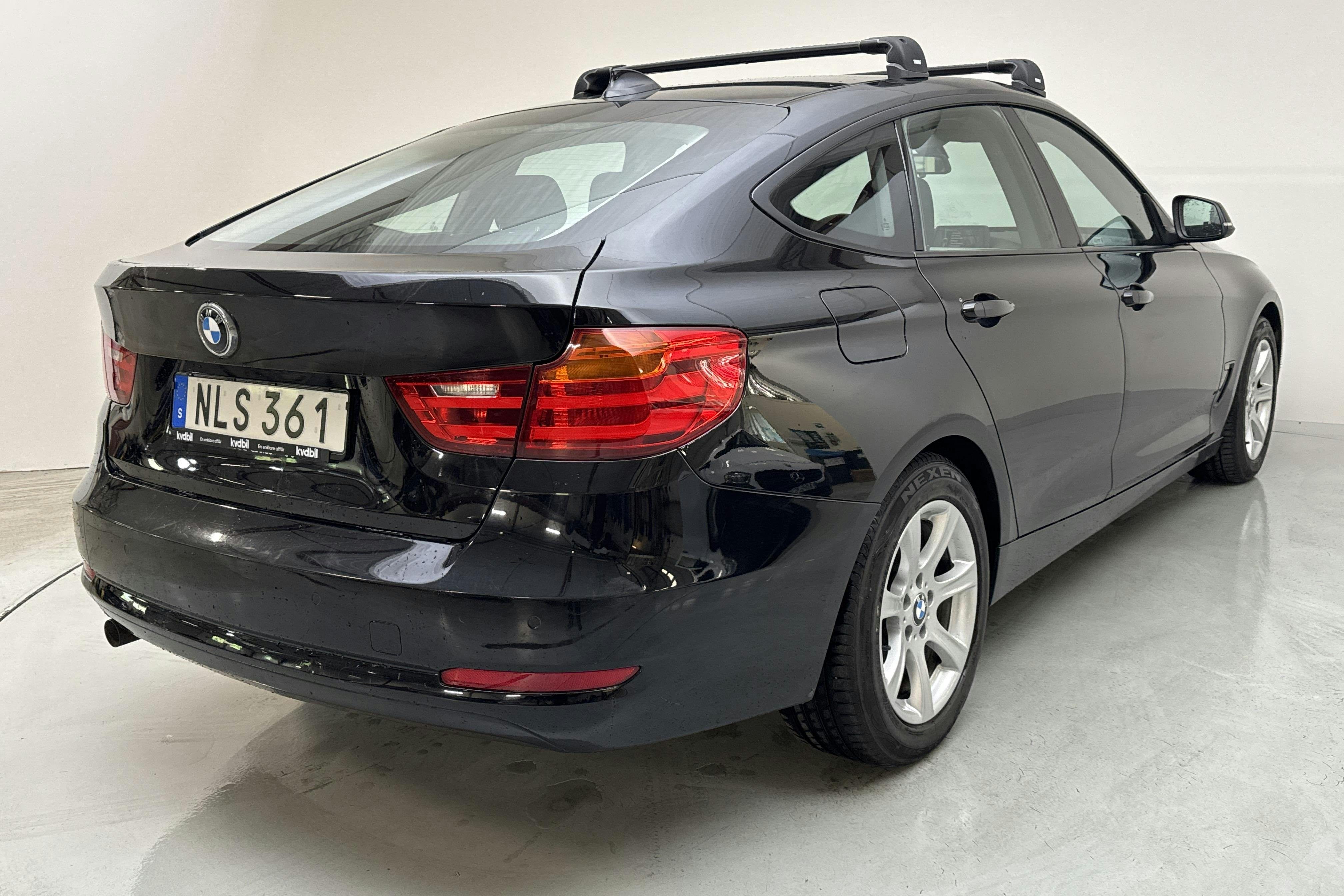 BMW 318d GT, F34 (143hk) - 135 000 km - Manual - black - 2014