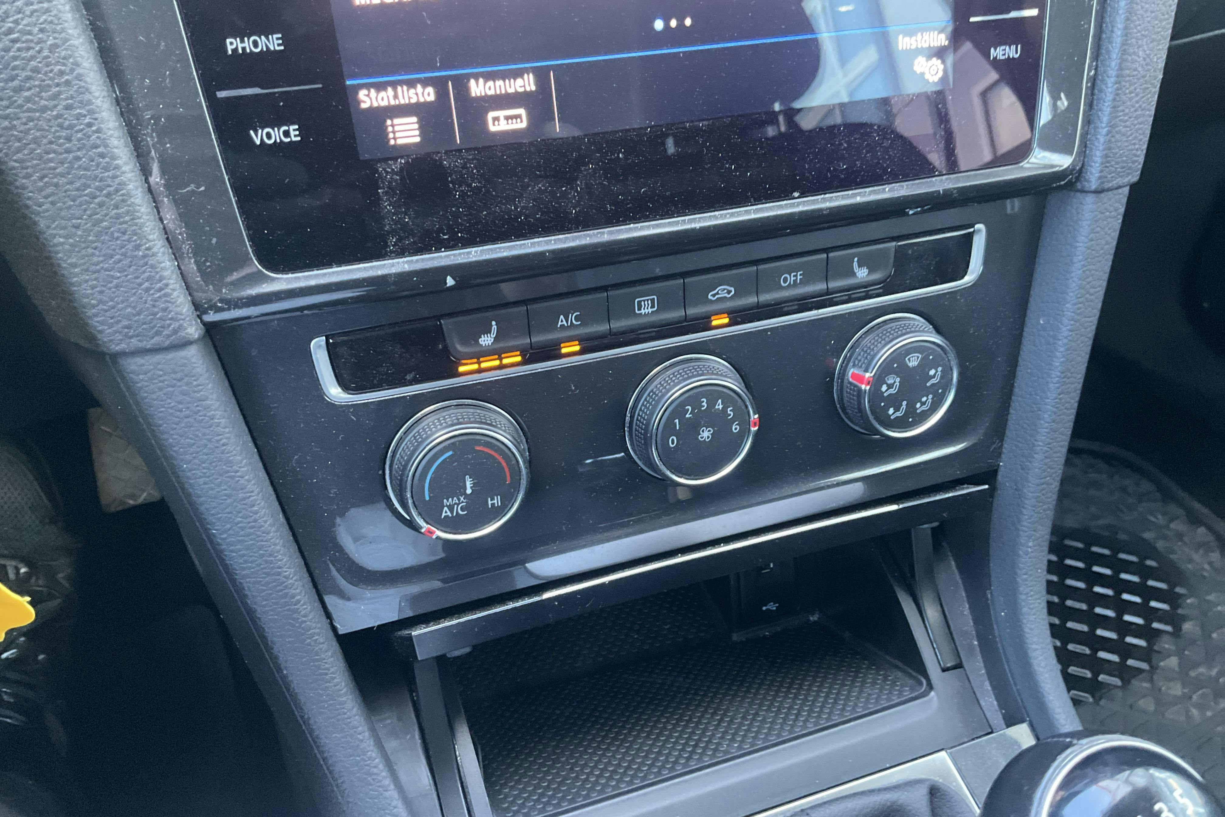 VW Golf VII 1.5 TGI Sportscombi (130hk) - 6 425 mil - Manuell - silver - 2019
