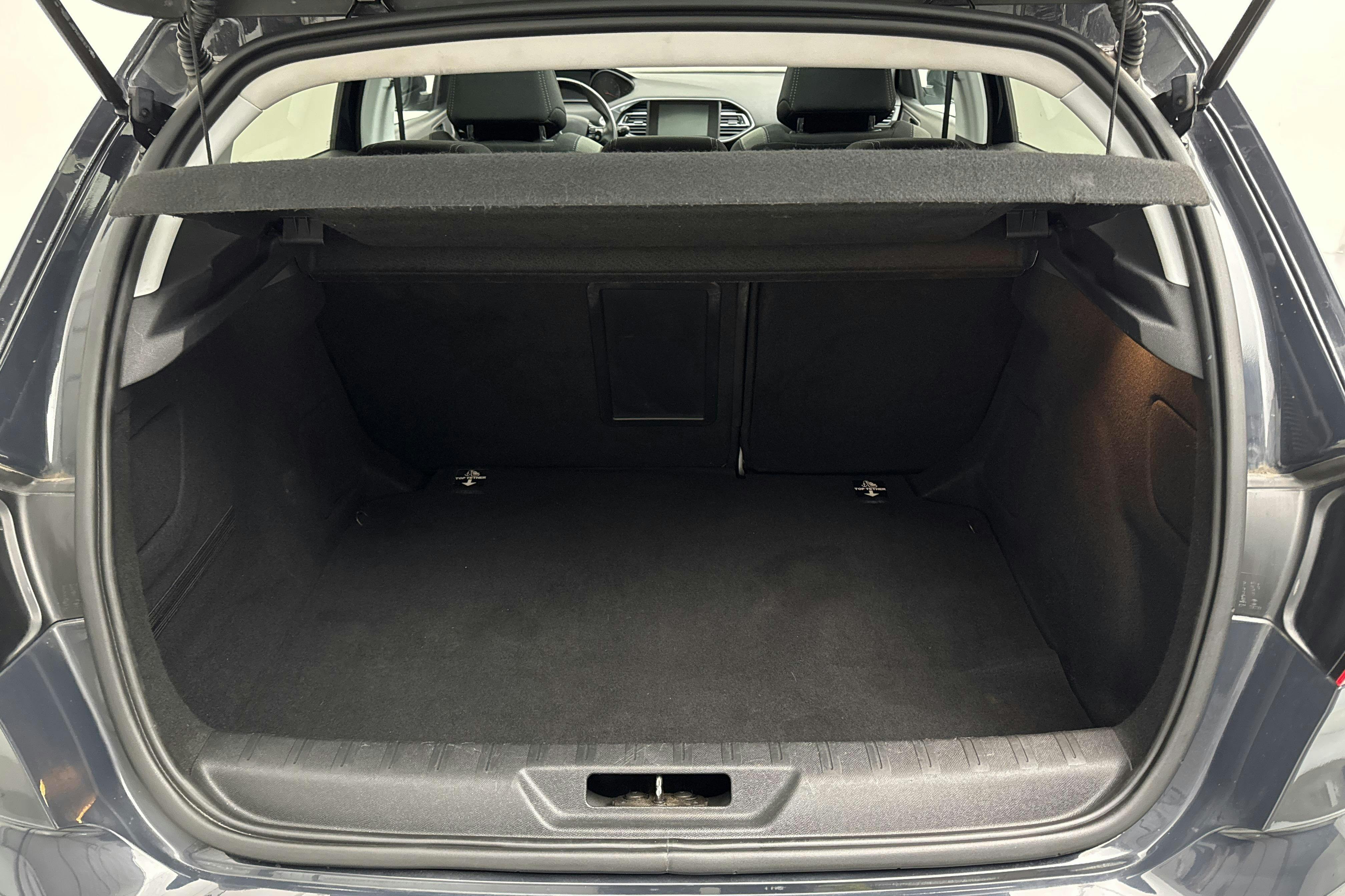 Peugeot 308 PureTech 5dr (130hk) - 127 640 km - Automatic - Dark Grey - 2017