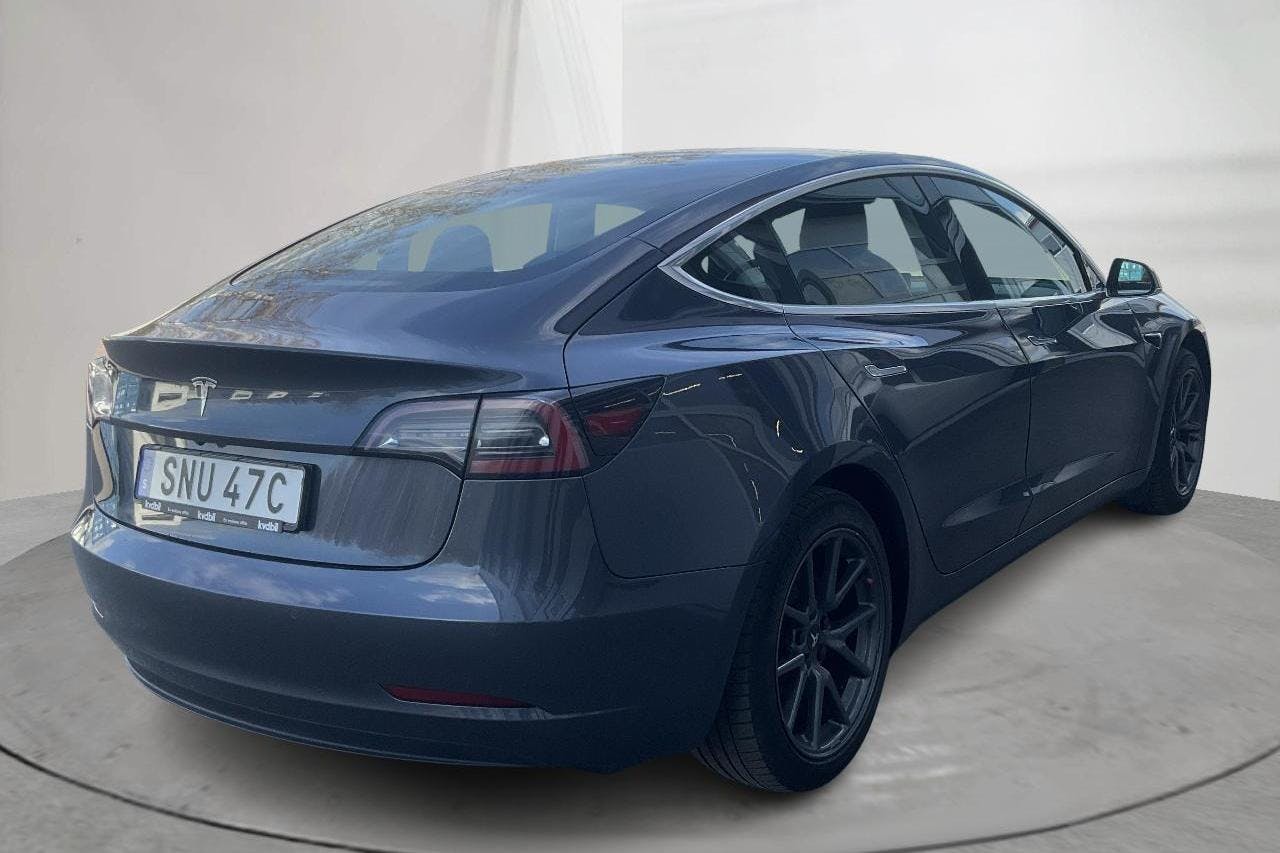 Tesla Model 3 Standard Range RWD - 109 500 km - Automatic - gray - 2019