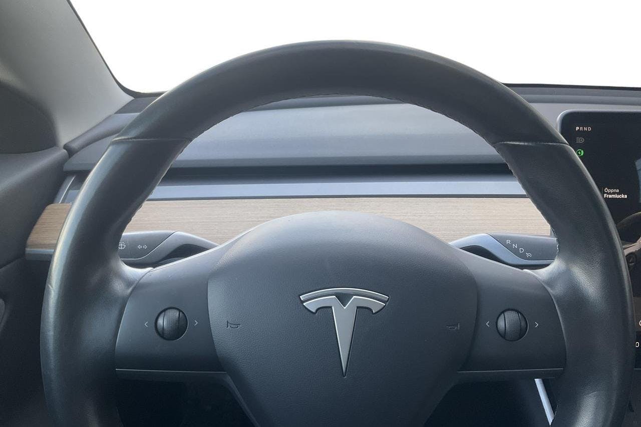 Tesla Model 3 Standard Range RWD - 109 500 km - Automatic - gray - 2019