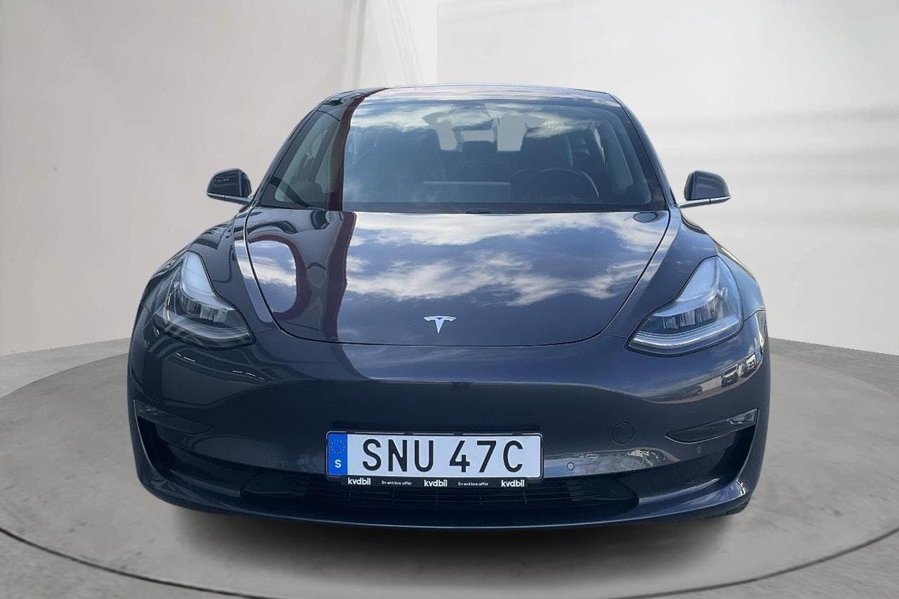 Tesla Model 3 Standard Range RWD - 109 500 km - Automatic - gray - 2019