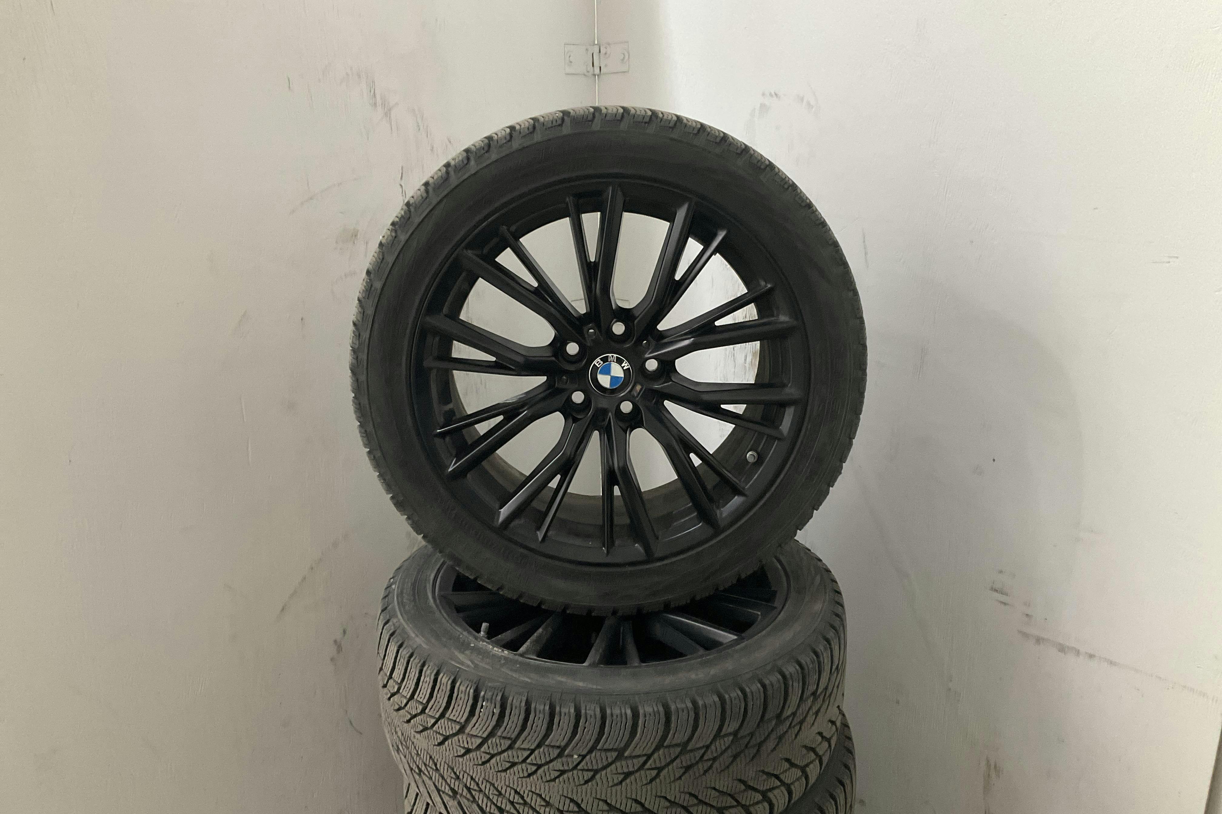 BMW 330e xDrive Sedan LCI, G20 (292hk) - 42 090 km - Automatic - gray - 2023