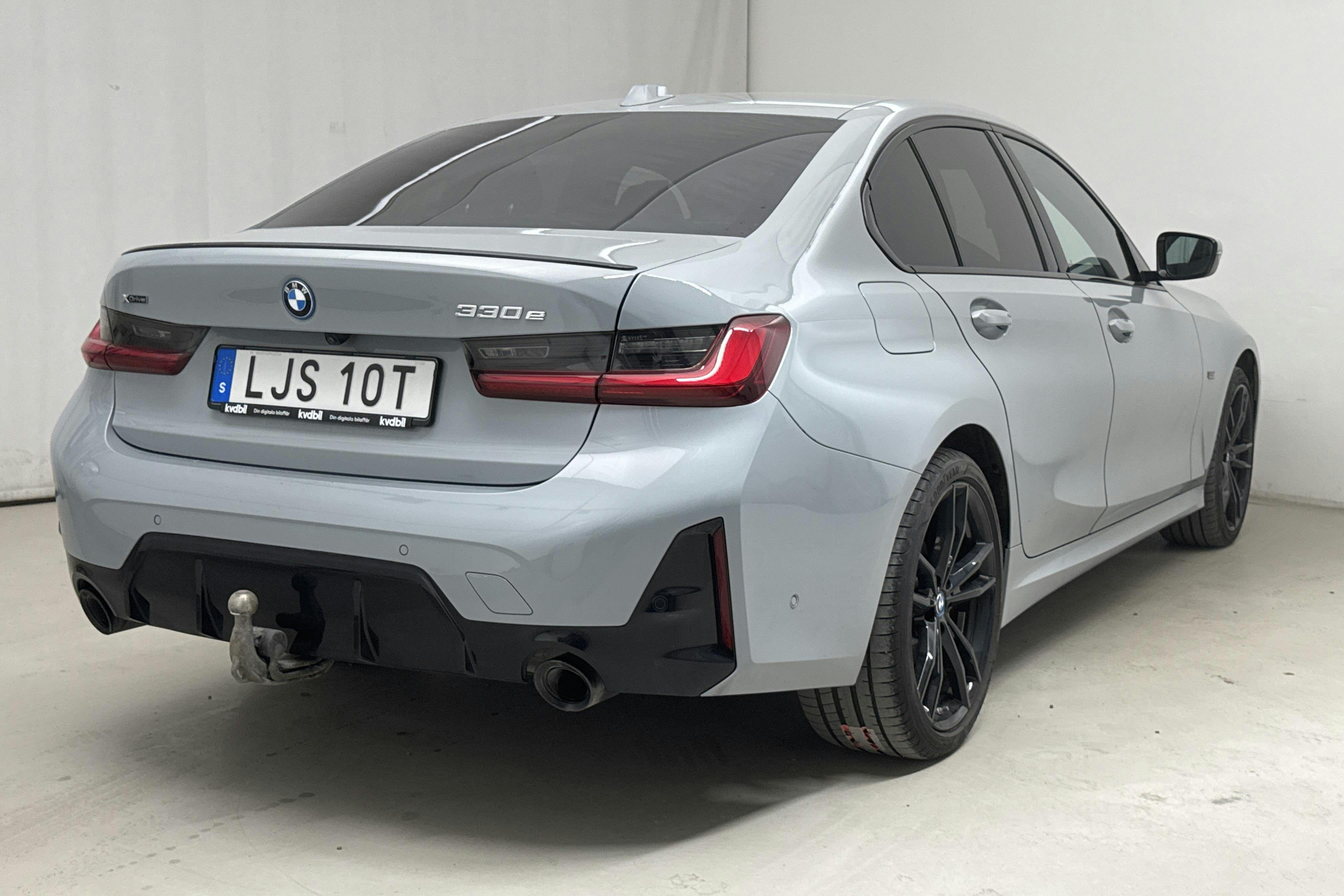BMW 330e xDrive Sedan LCI, G20 (292hk) - 42 090 km - Automatic - gray - 2023