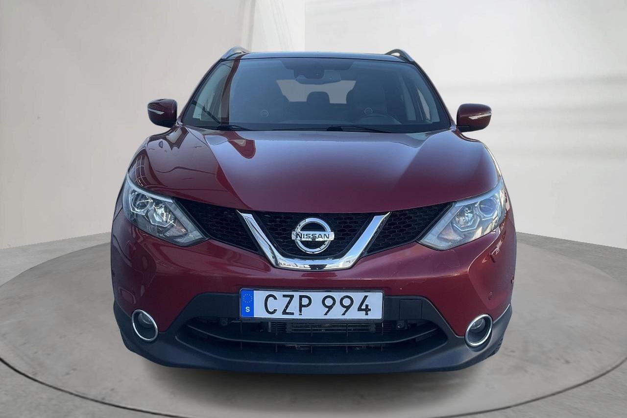 Nissan Qashqai 1.6 dCi (130hk) - 12 566 mil - Automat - röd - 2014
