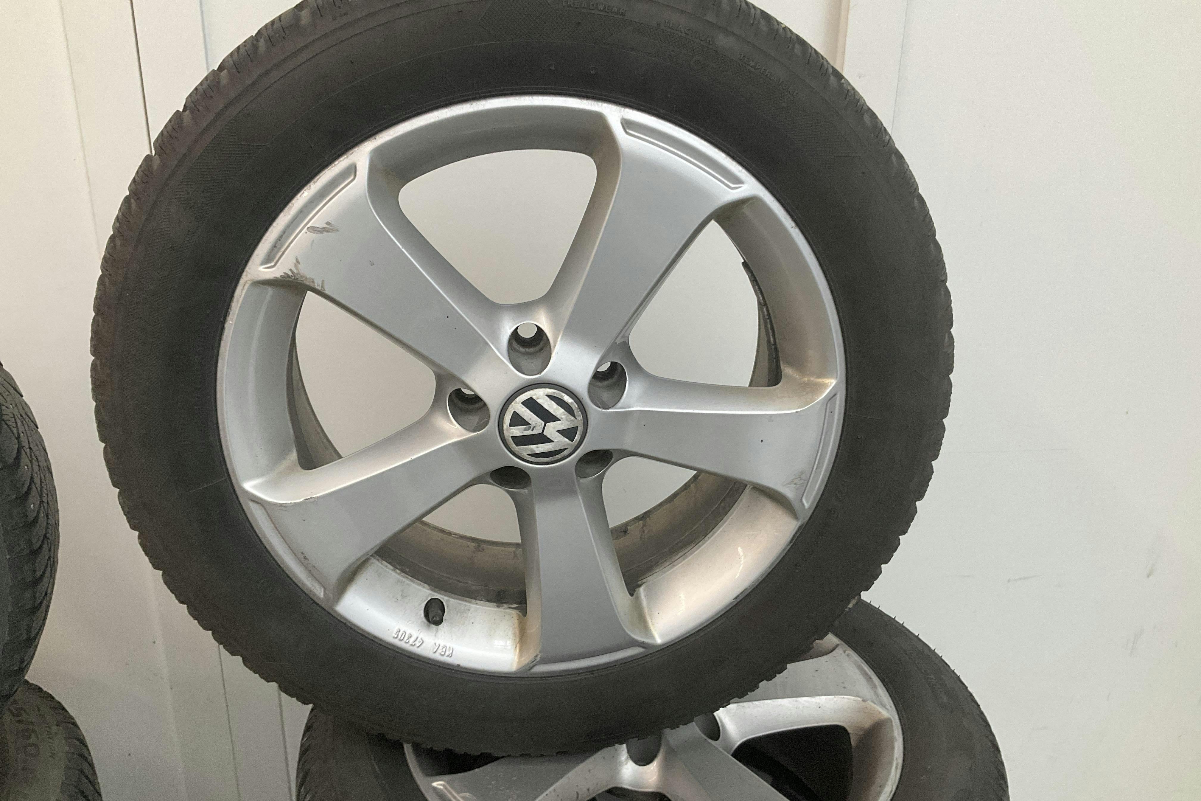 VW Passat 2.0 TDI Sportscombi (190hk) - 141 760 km - Automatic - white - 2016