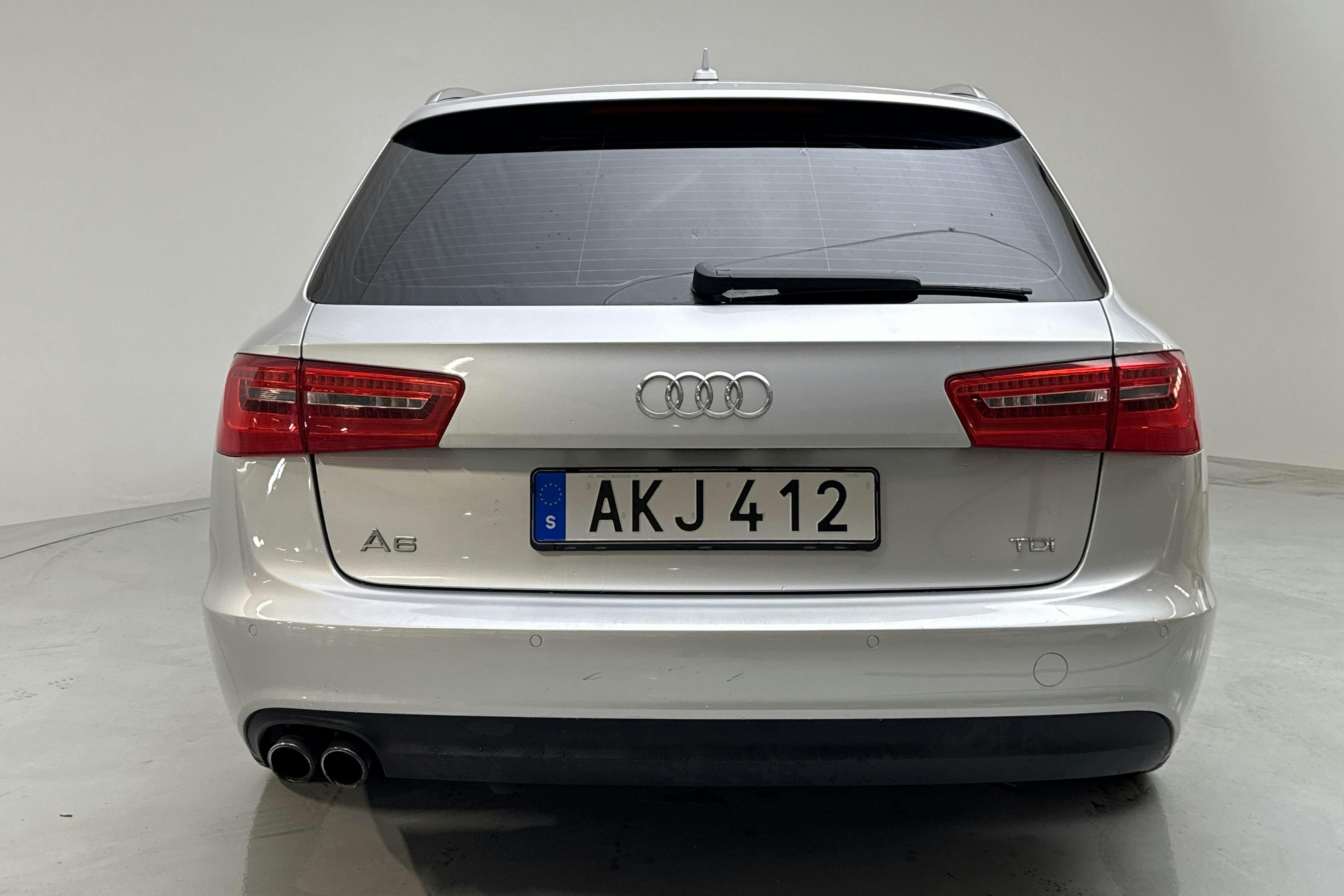 Audi A6 2.0 TDI Avant (177hk) - 124 850 km - Automatyczna - srebro - 2014