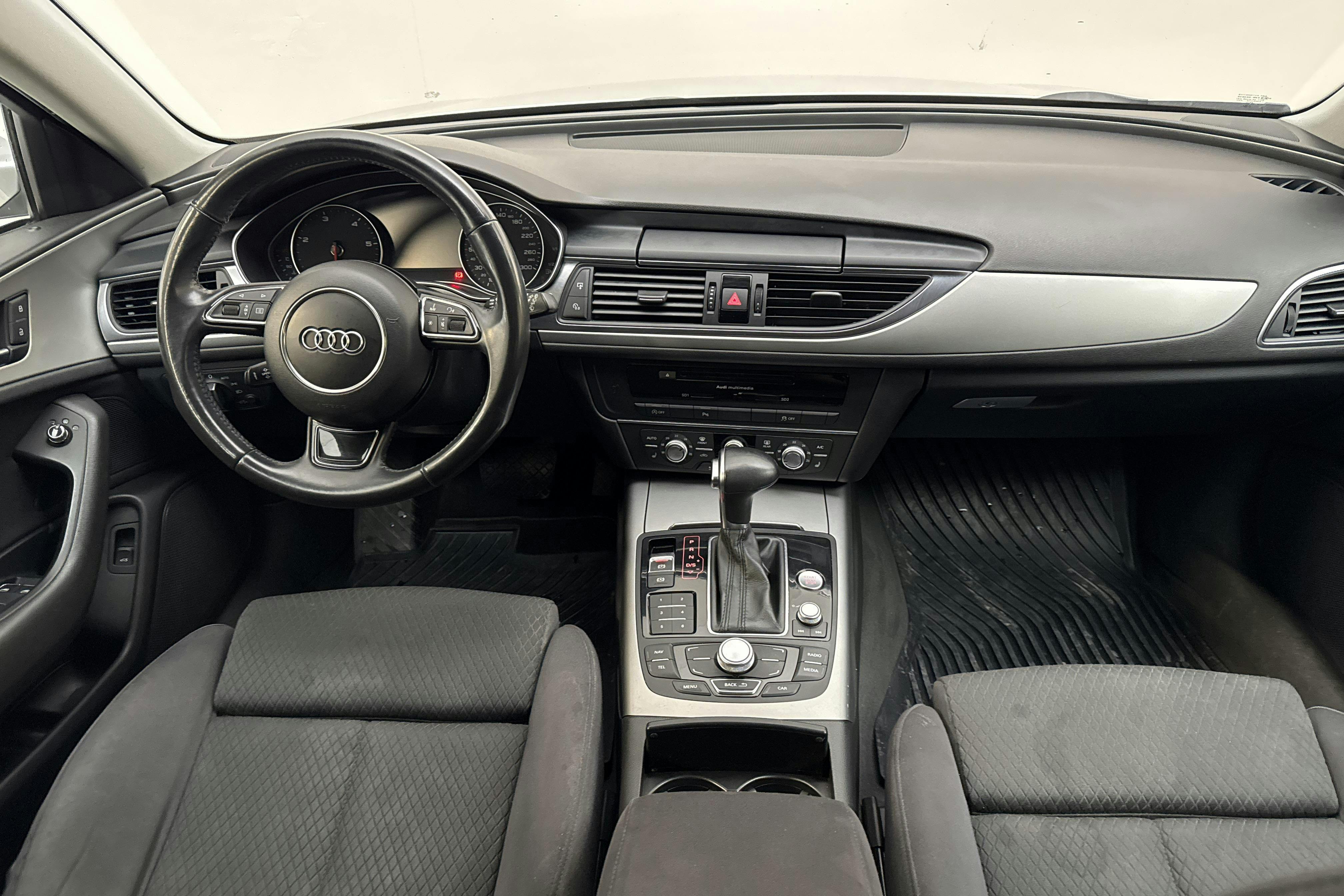 Audi A6 2.0 TDI Avant (177hk) - 124 850 km - Automatyczna - srebro - 2014