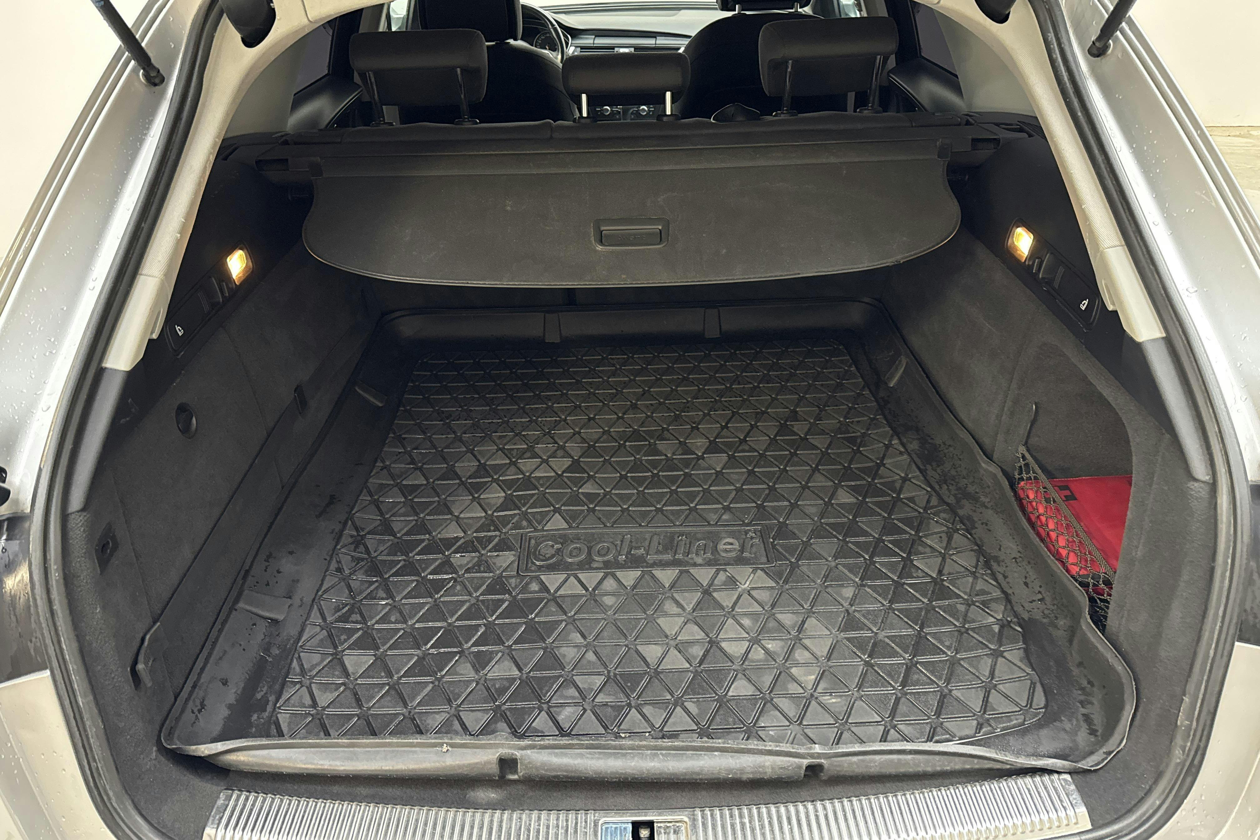 Audi A6 2.0 TDI Avant (177hk) - 124 850 km - Automatyczna - srebro - 2014
