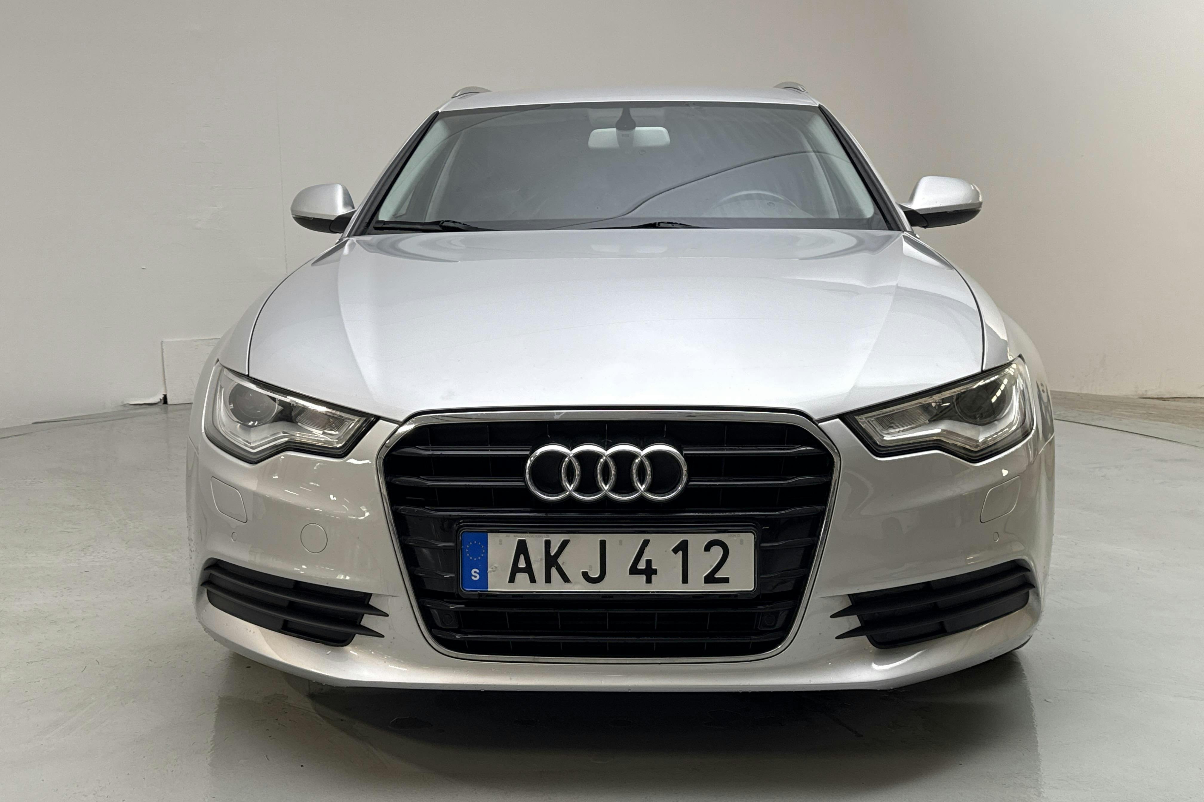 Audi A6 2.0 TDI Avant (177hk) - 124 850 km - Automatyczna - srebro - 2014