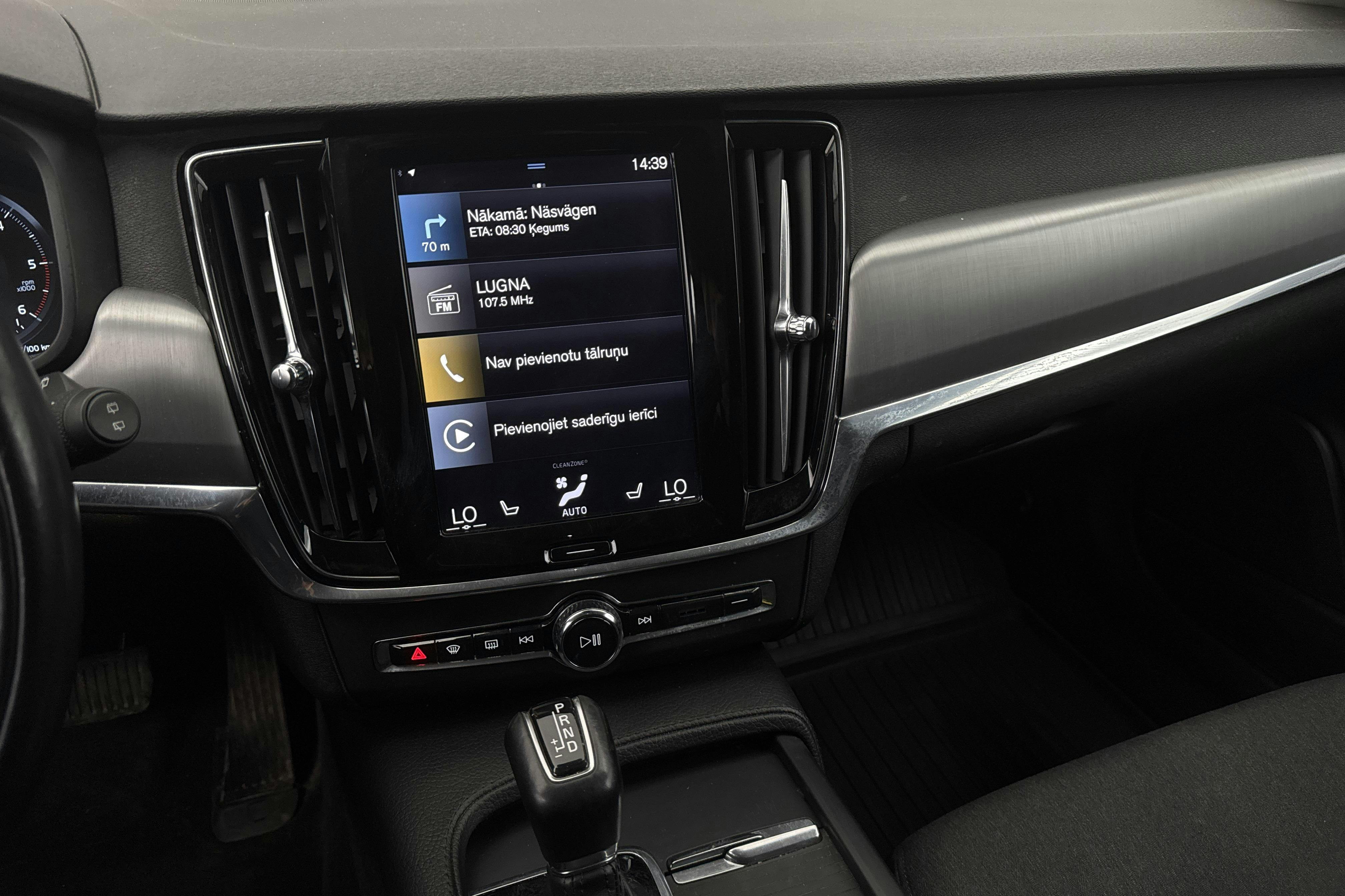 Volvo V90 D4 AWD (190hk) - 111 790 km - Automatic - gray - 2020