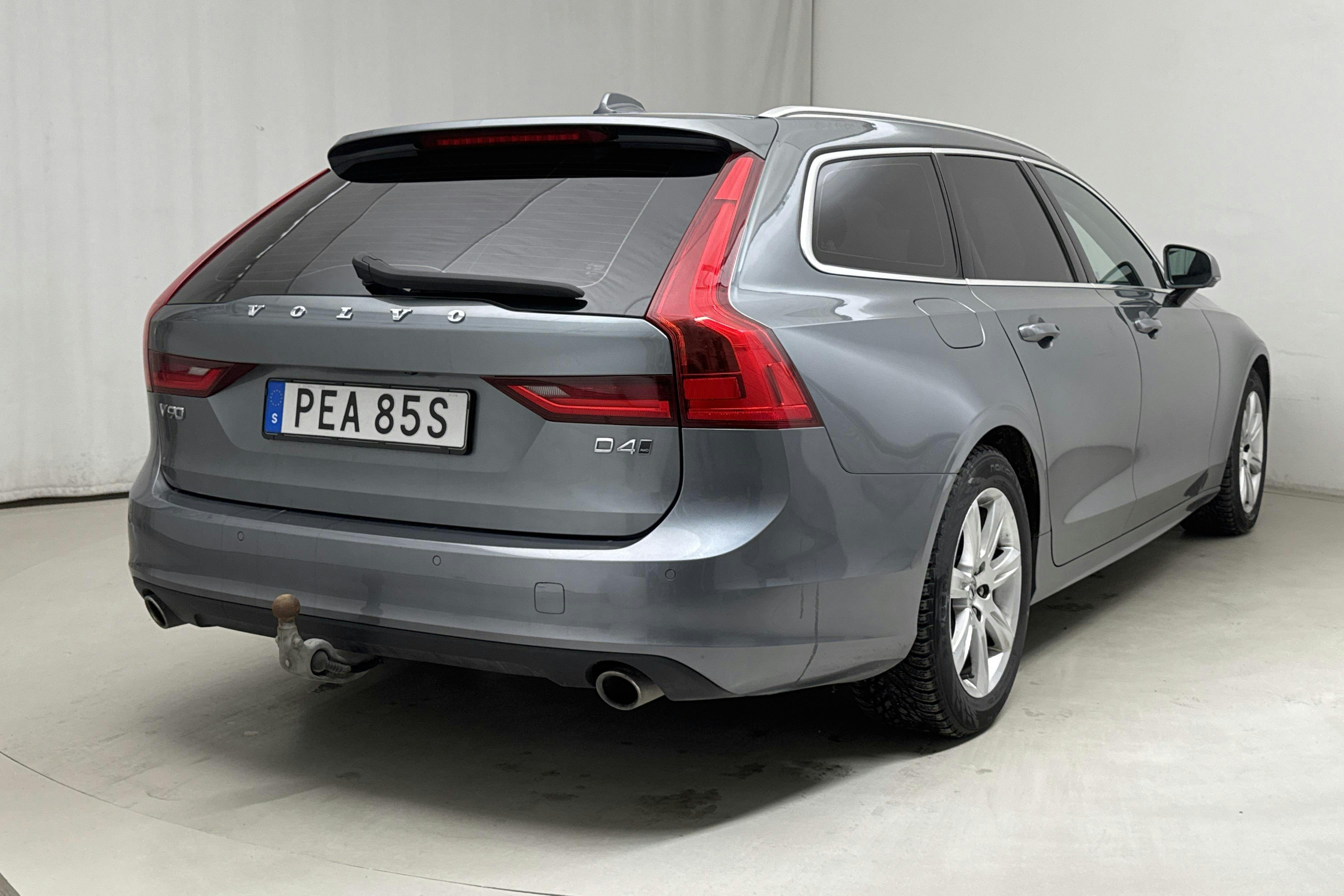Volvo V90 D4 AWD (190hk) - 111 790 km - Automatic - gray - 2020