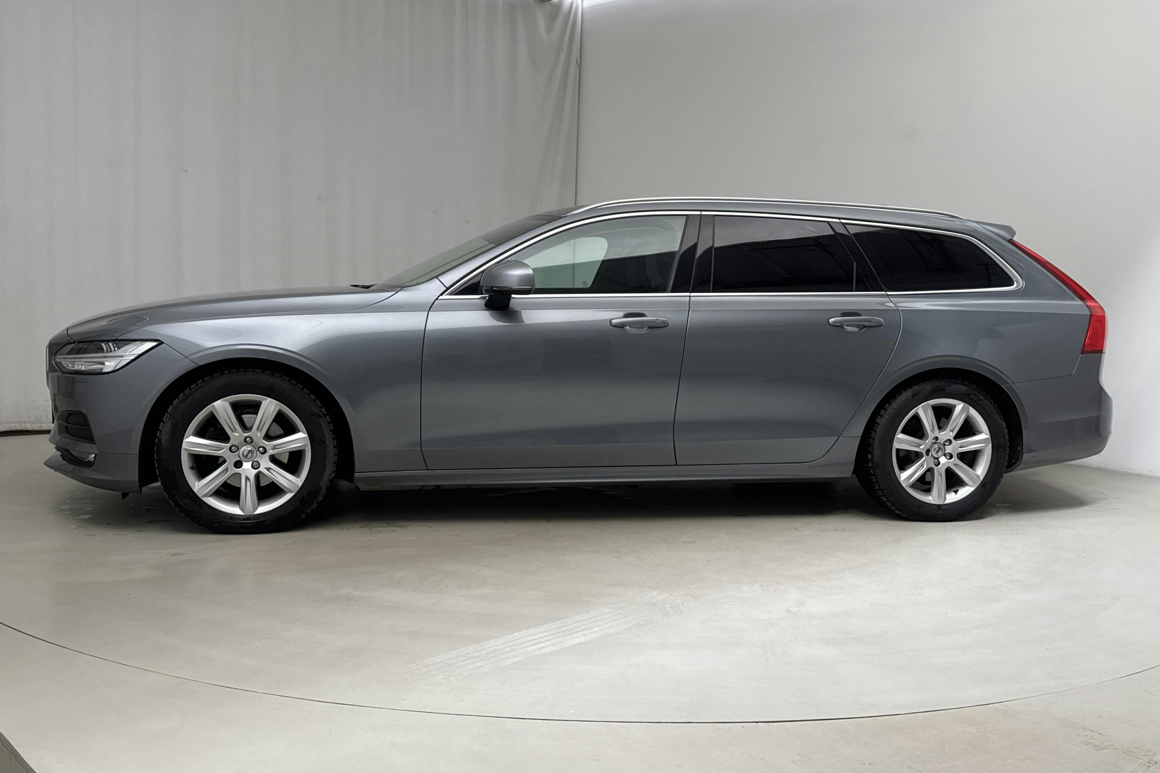 Volvo V90 D4 AWD (190hk) - 111 790 km - Automatic - gray - 2020