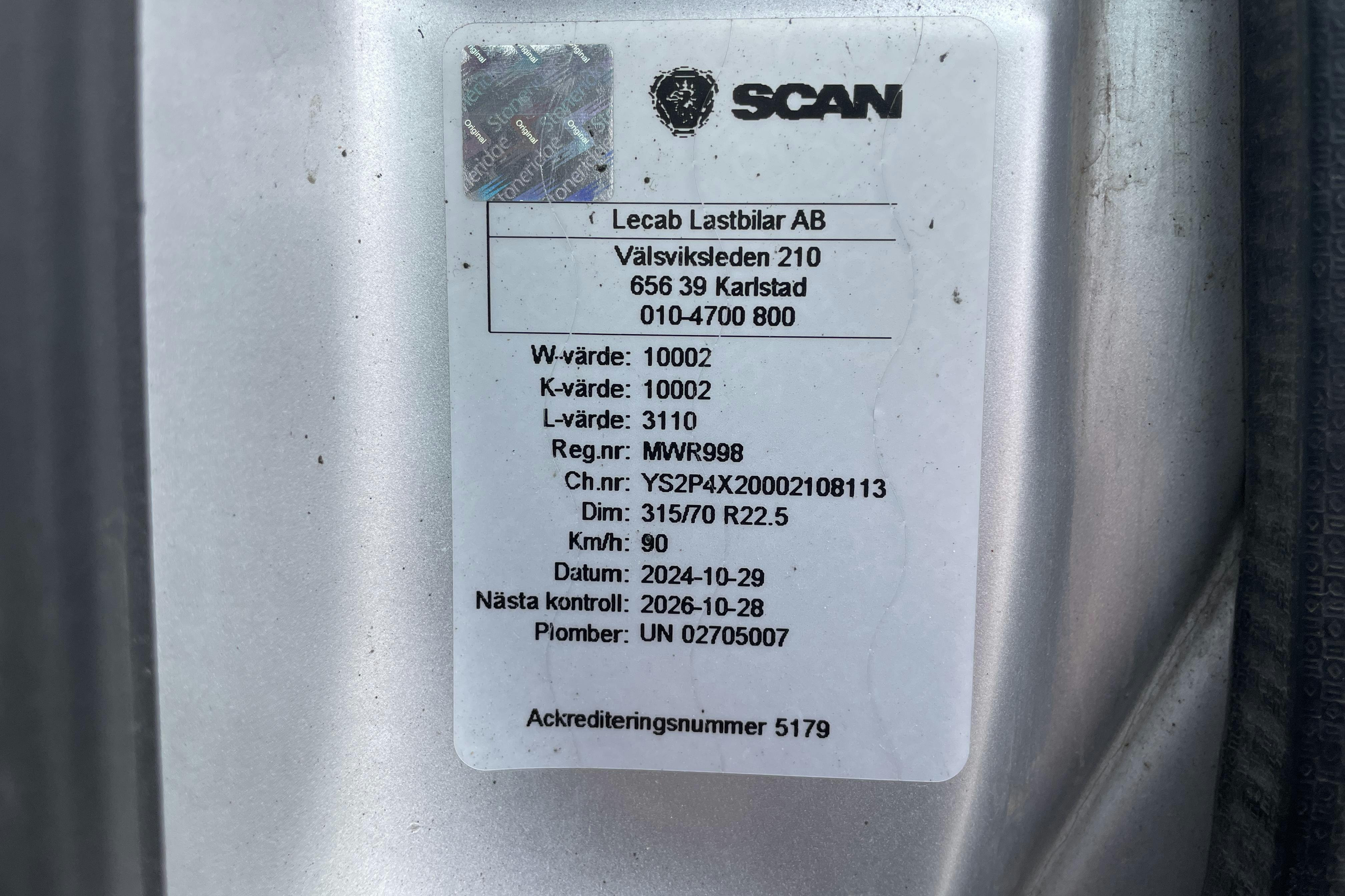 SCANIA P320LB HNB - 298 745 km - Automat - silver - 2015