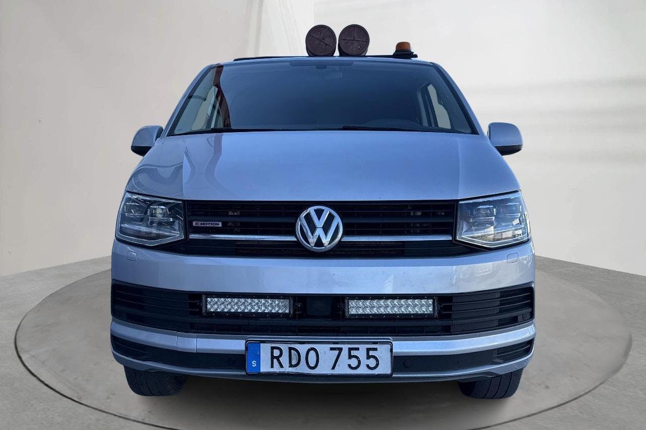 VW Transporter T6 2.0 TDI BMT Skåp 4MOTION (150hk) - 31 814 mil - Automat - silver - 2018