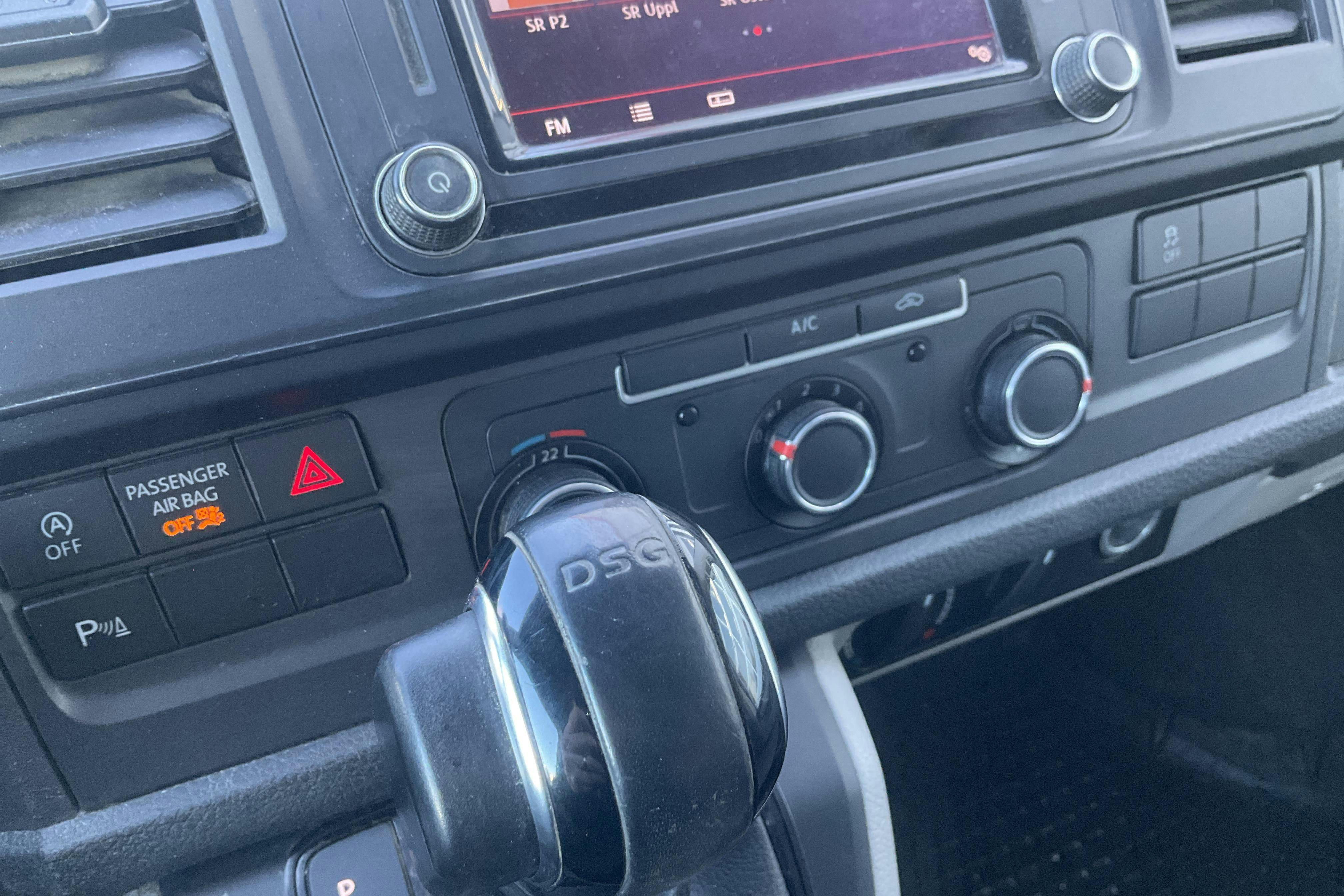 VW Transporter T6 2.0 TDI BMT Skåp 4MOTION (150hk) - 31 814 mil - Automat - silver - 2018