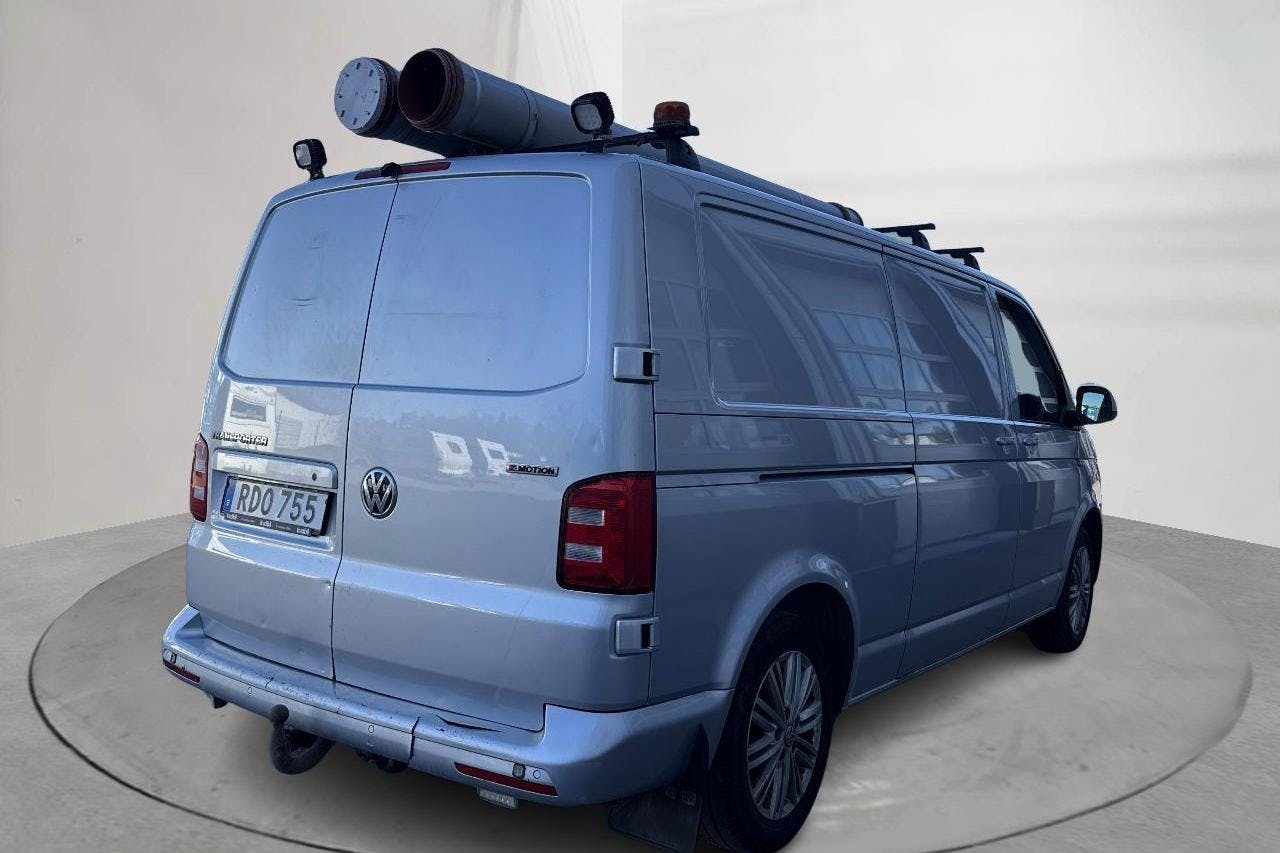VW Transporter T6 2.0 TDI BMT Skåp 4MOTION (150hk) - 31 814 mil - Automat - silver - 2018