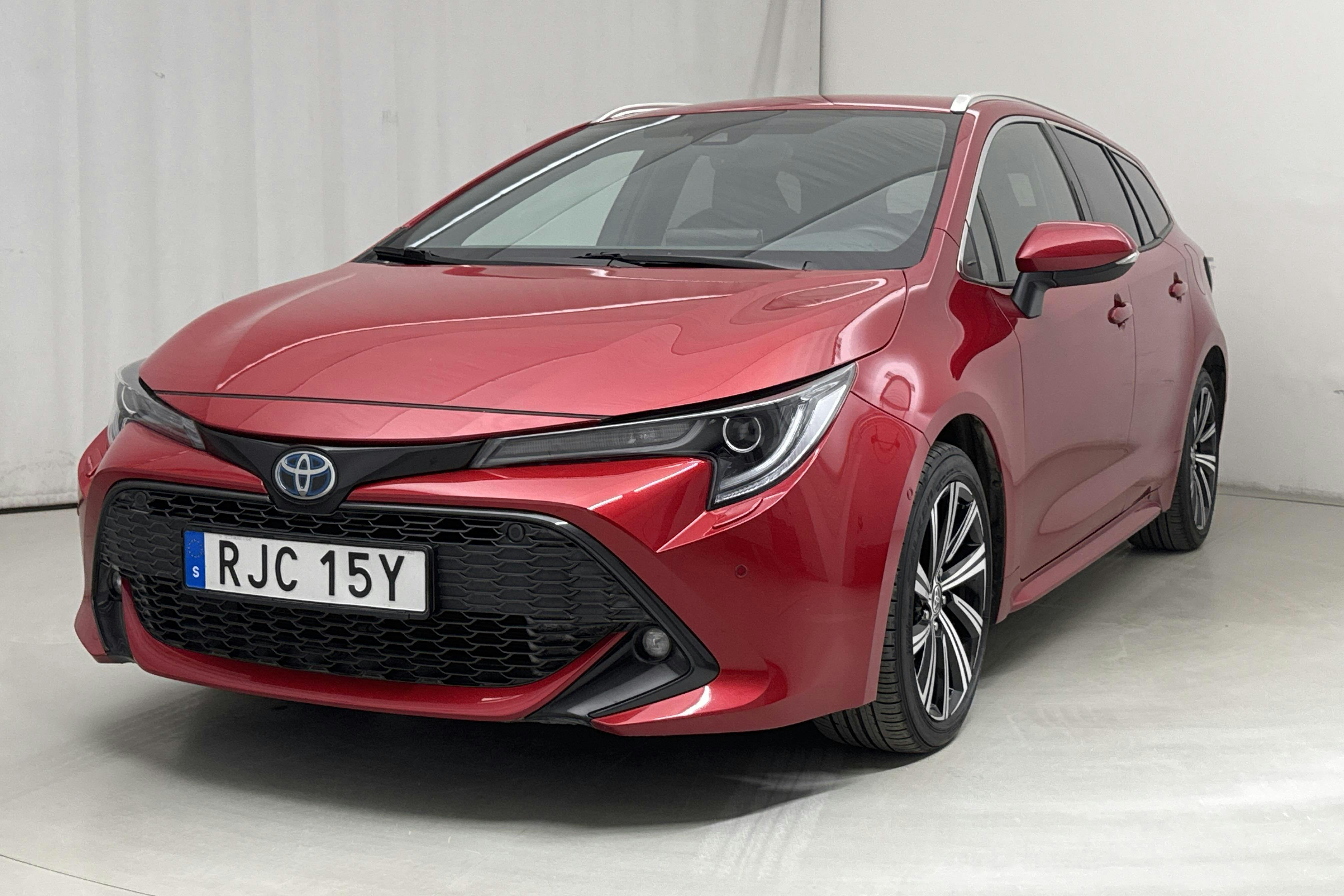 Toyota Corolla 2.0 Hybrid Touring Sports (184hk) - 49 590 km - Automaattinen - punainen - 2022