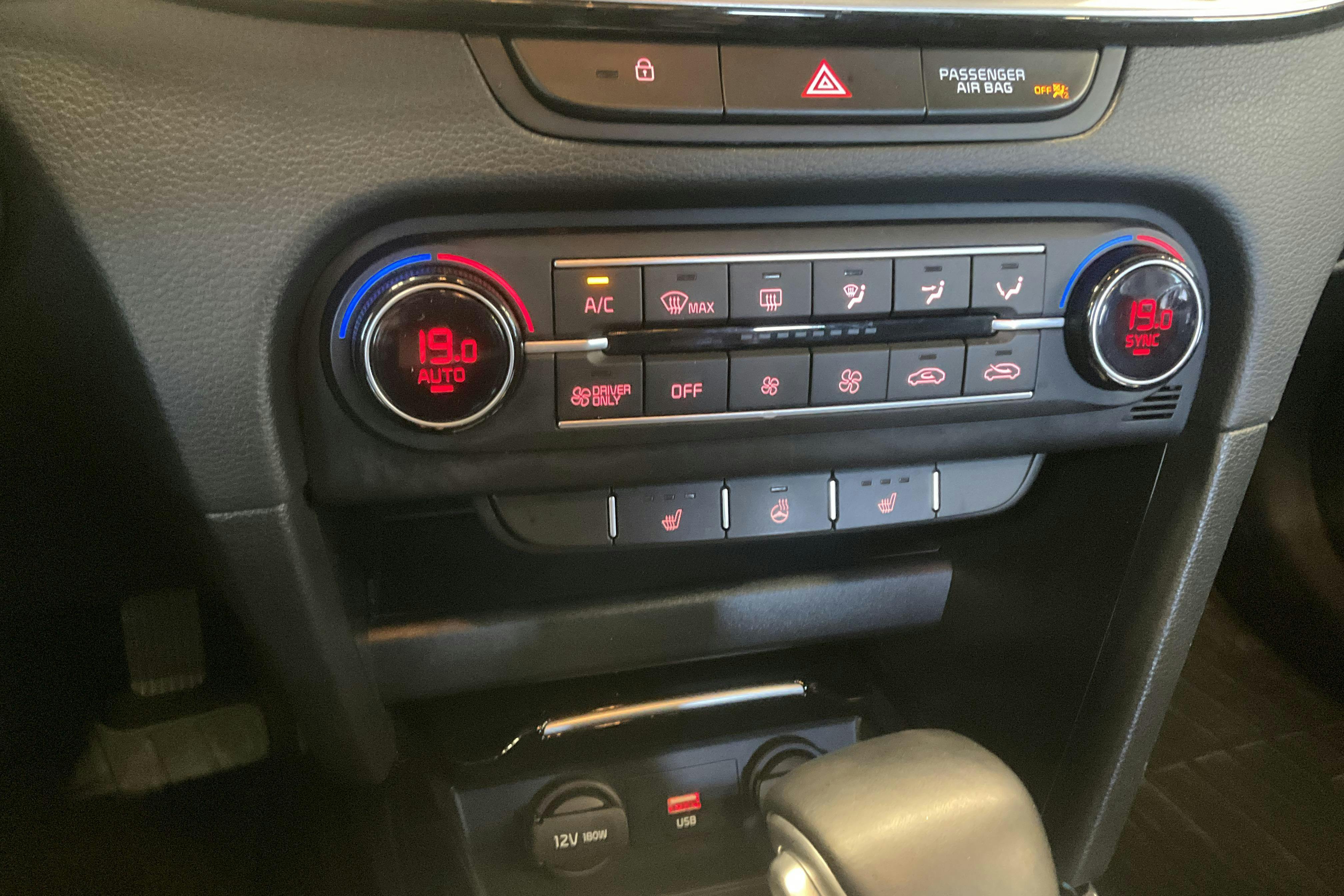 KIA XCeed 1.6 Plug-in Hybrid 5dr (141hk) - 10 101 mil - Automat - vit - 2021