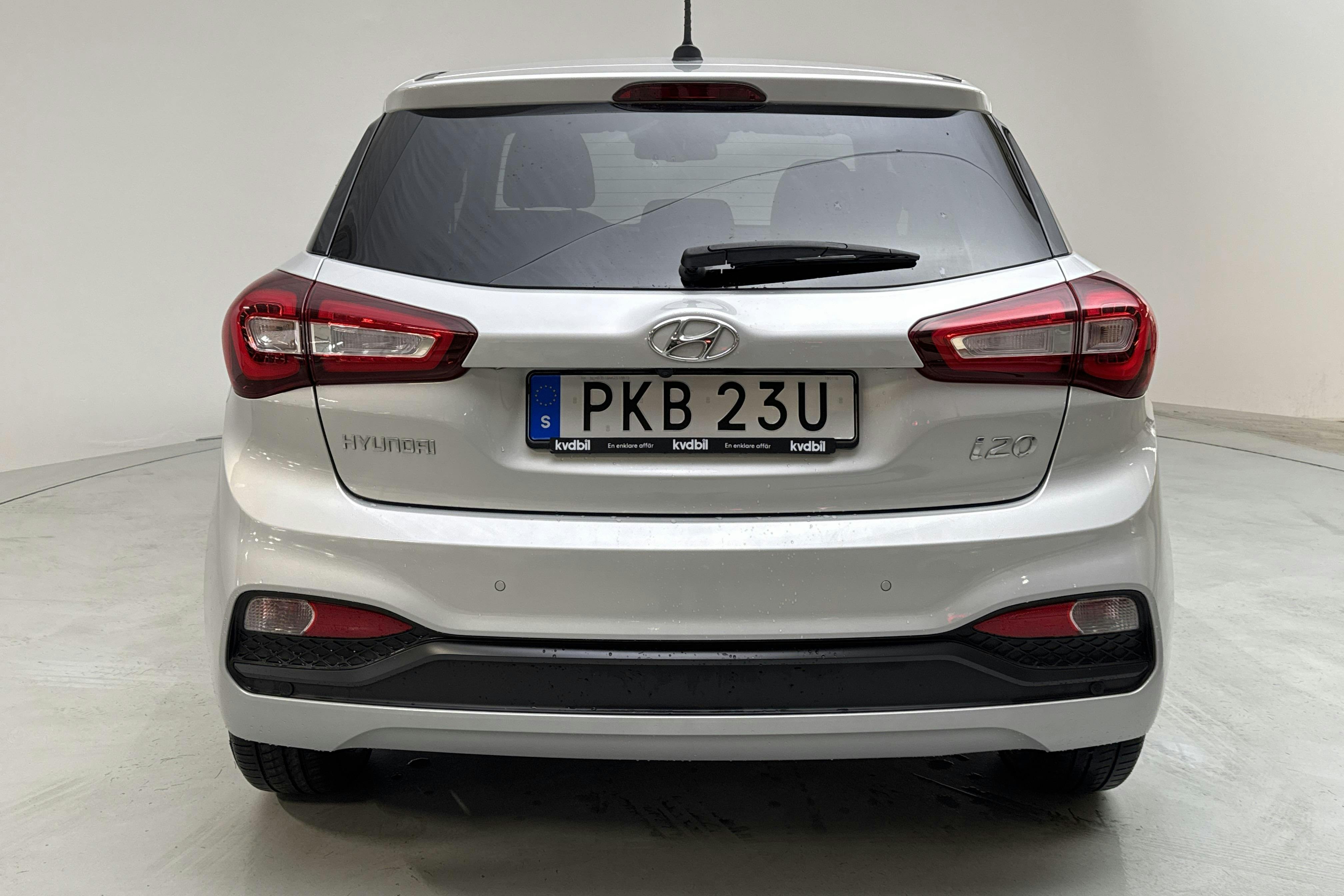 Hyundai i20 1.25 (84hk) - 47 120 km - Manualna - srebro - 2019
