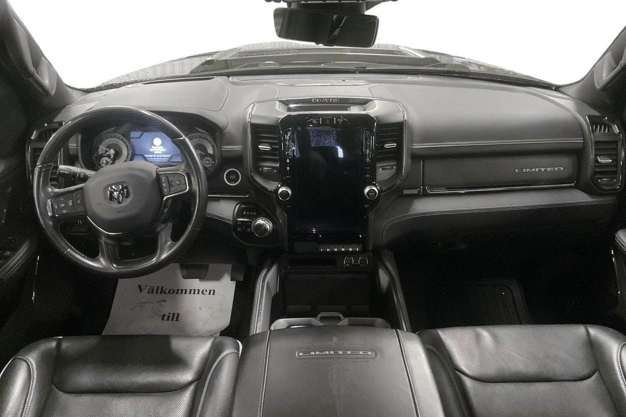Dodge RAM 1500 5.7 (395hk) - 9 332 mil - Automat - svart - 2022