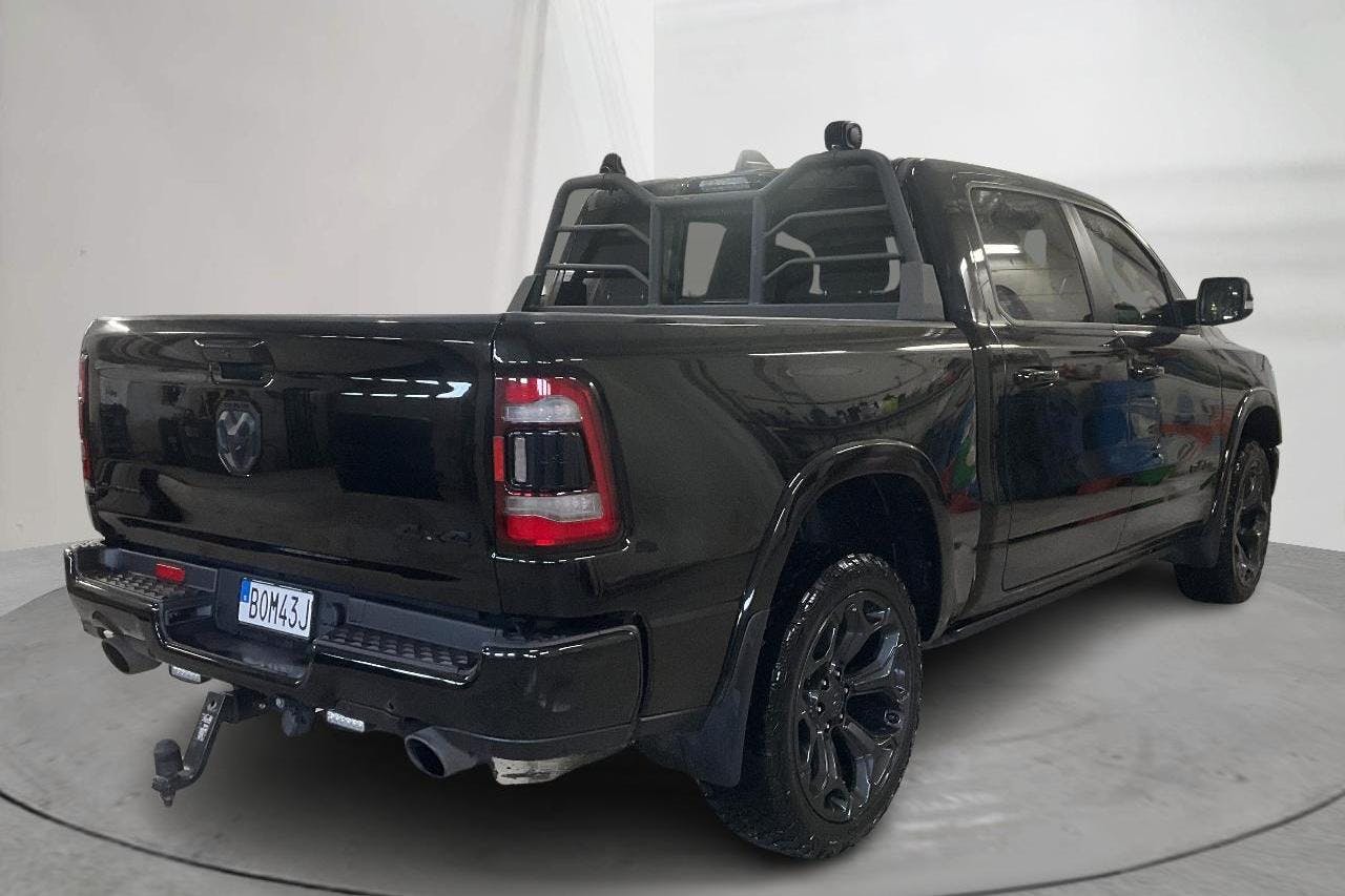 Dodge RAM 1500 5.7 (395hk) - 9 332 mil - Automat - svart - 2022