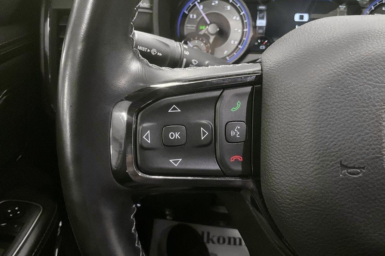 Dodge RAM 1500 5.7 (395hk) - 9 332 mil - Automat - svart - 2022